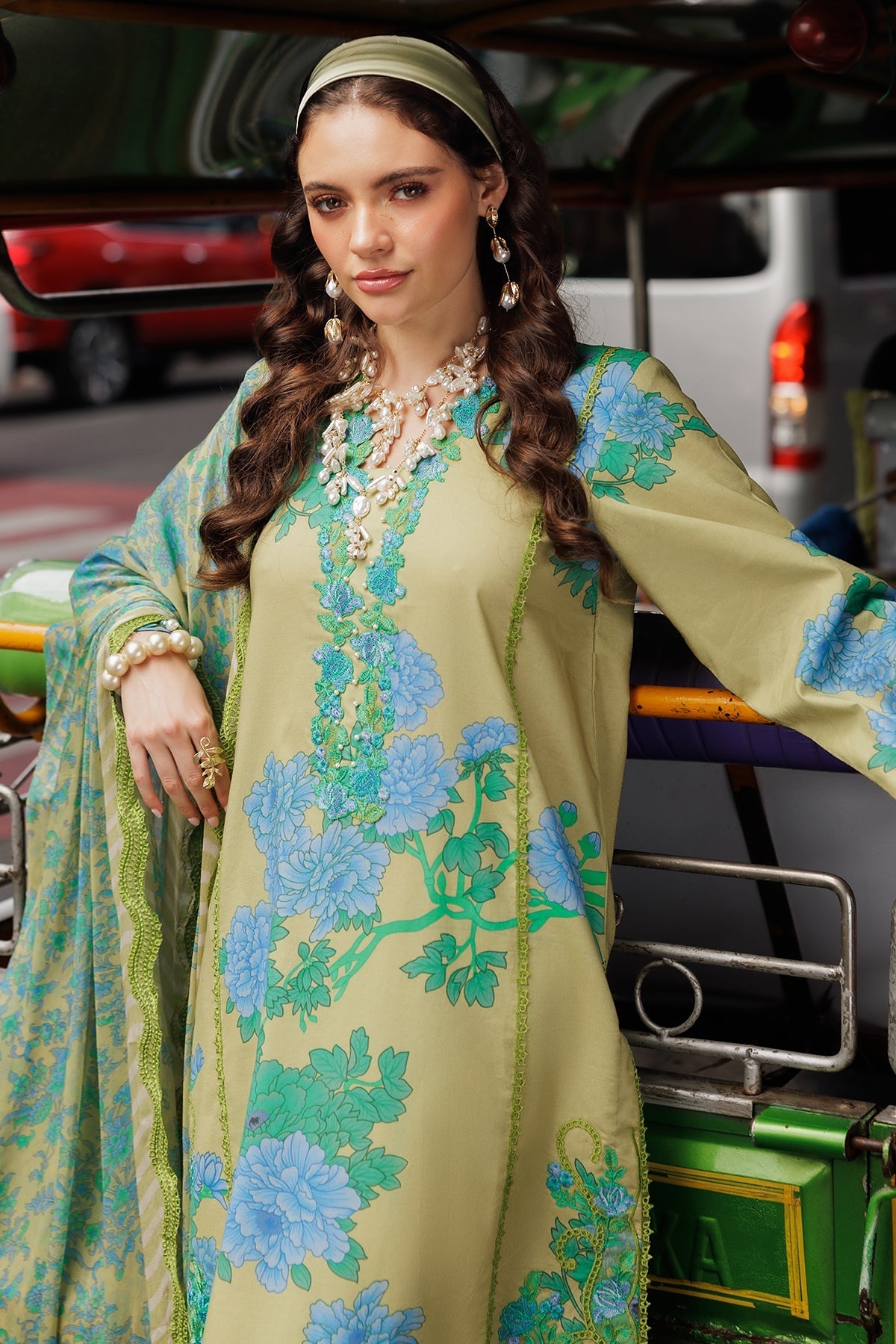 CHARIZMA RANG E BAHAR LAWN VOL 2 2025
