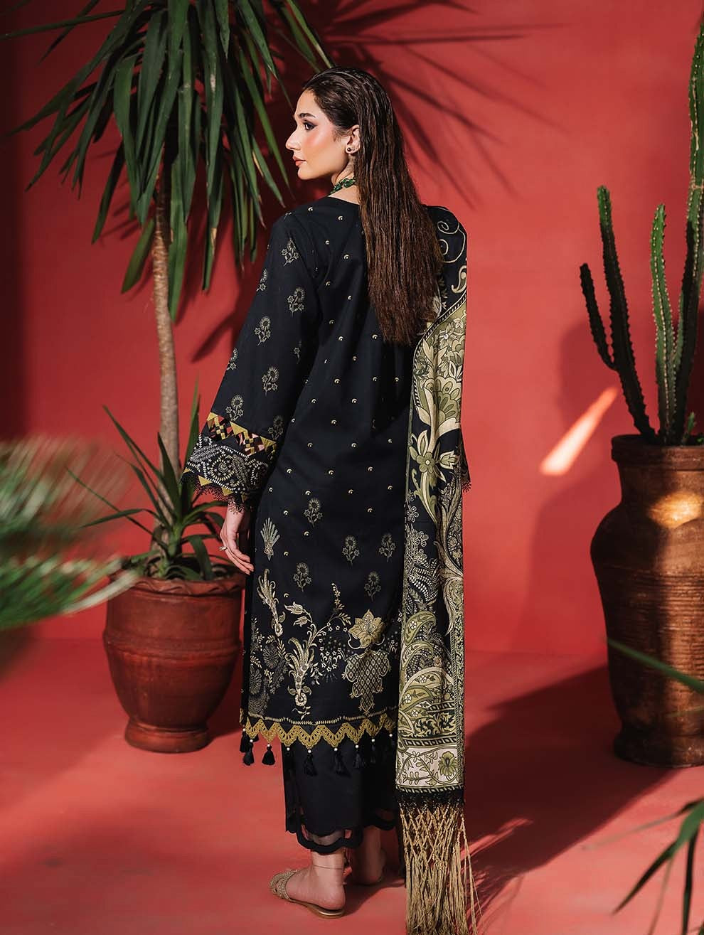 JADE URBANE EMBROIDERED LAWN COLLECTION SUMMER 25