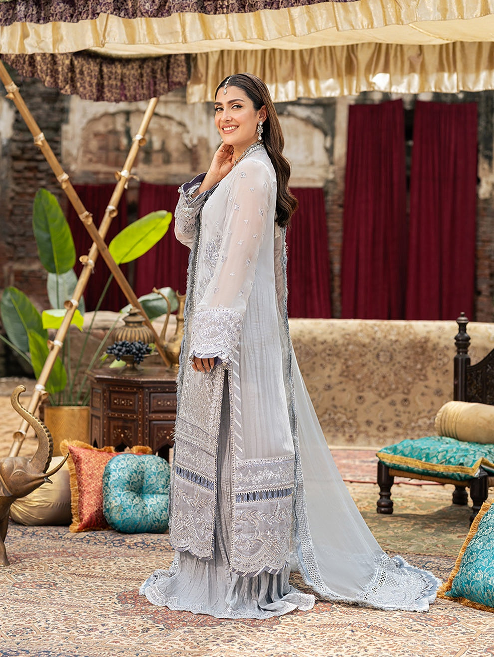 JADE DASTAAN LUXURY FORMALS COLLECTION 2025