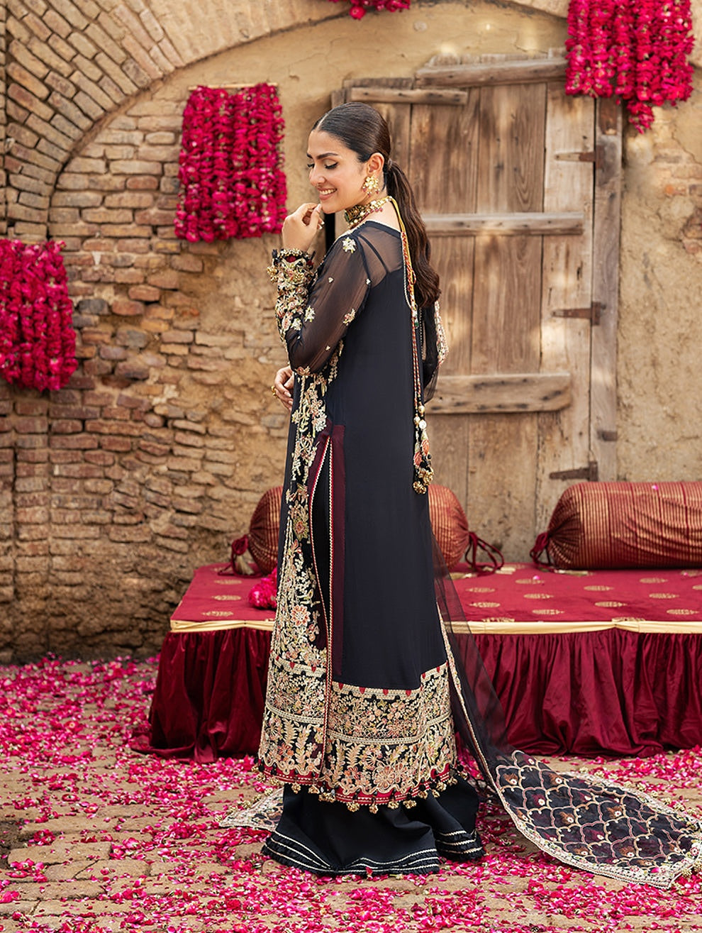 JADE DASTAAN LUXURY FORMALS COLLECTION 2025 8