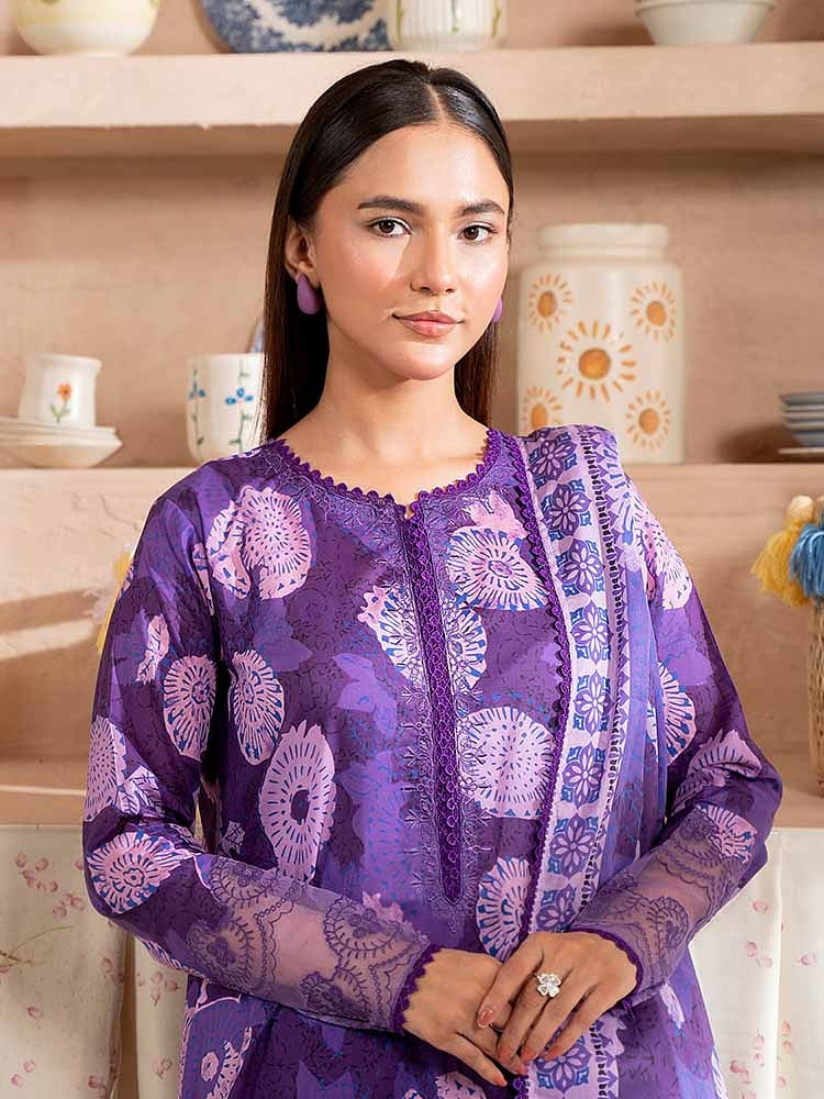 SAYA BY BRENISH LAWN EMBROIDERED COLLECTION 2025