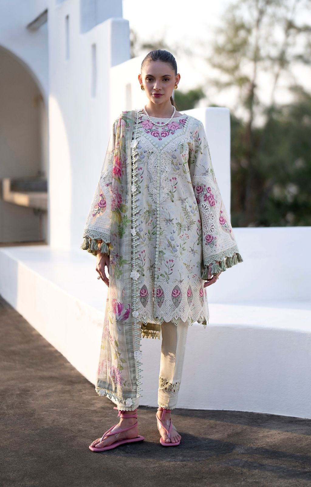 ALIF AJR PRITKARI LAWN EMBROIDERED 2025
