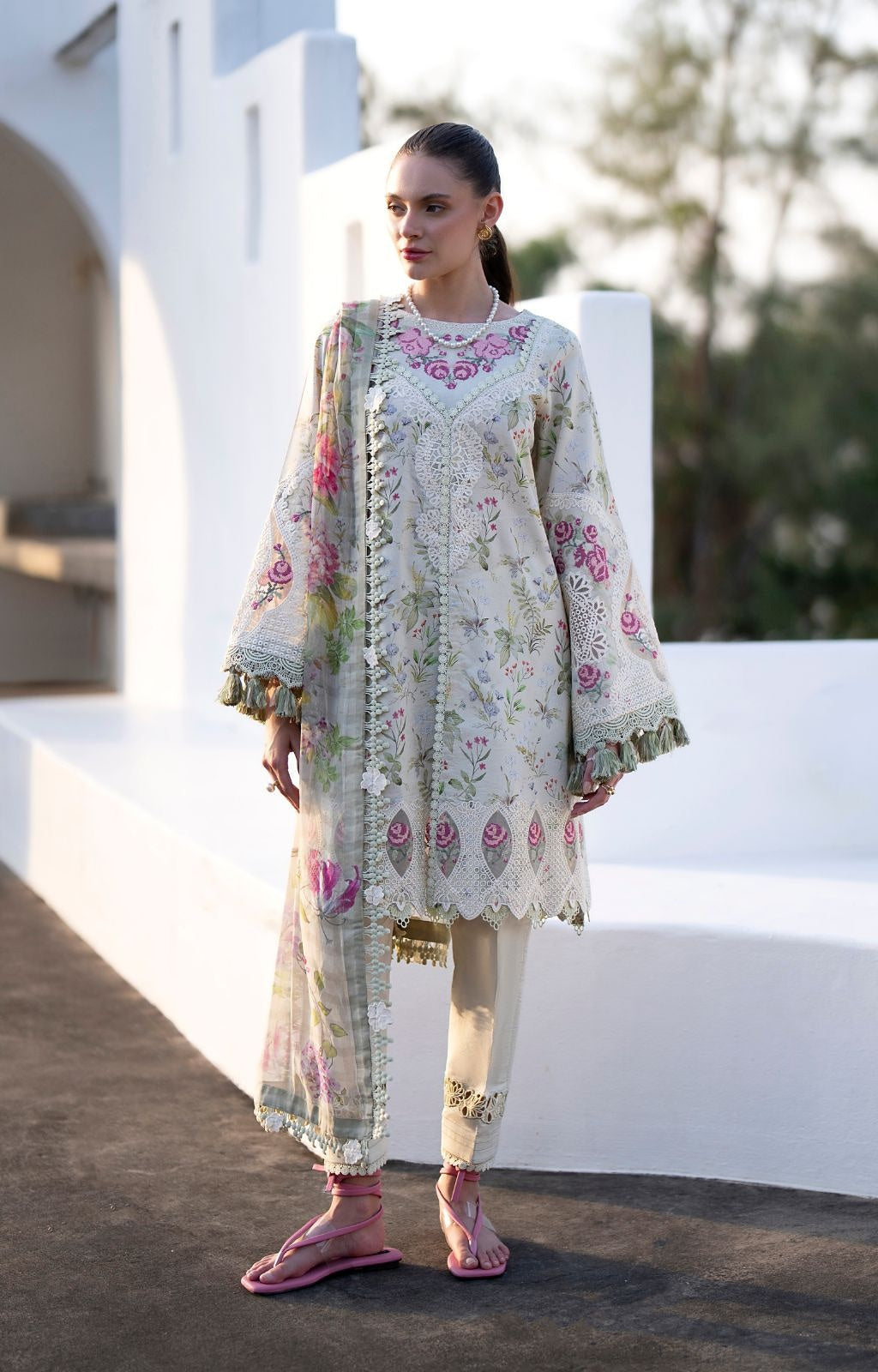 ALIF AJR PRITKARI LAWN EMBROIDERED 2025