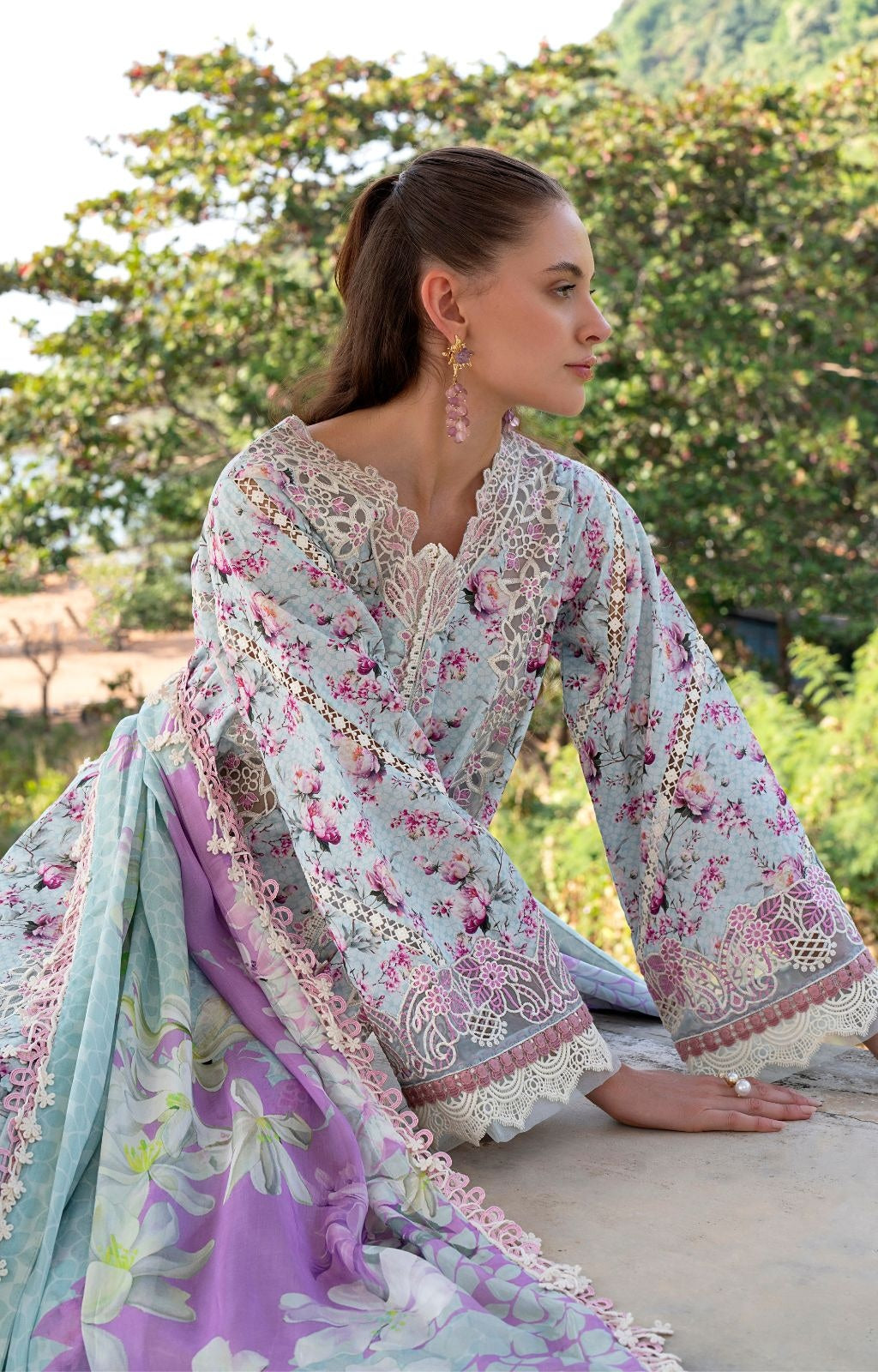 ALIF AJR PRITKARI LAWN EMBROIDERED 2025
