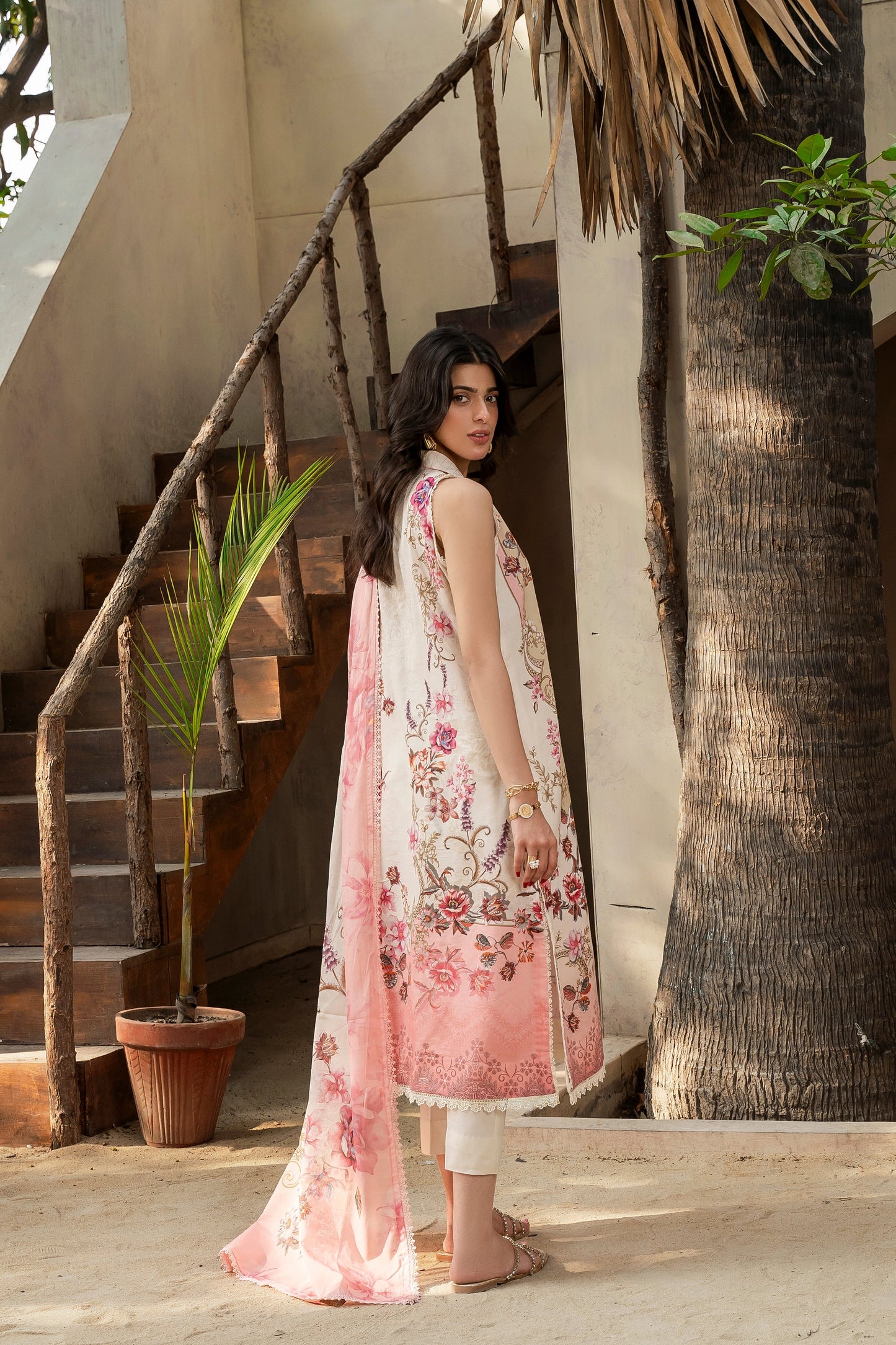 FIRDOUS SUNSPELL LAWN COLLECTION SUMMER 2025