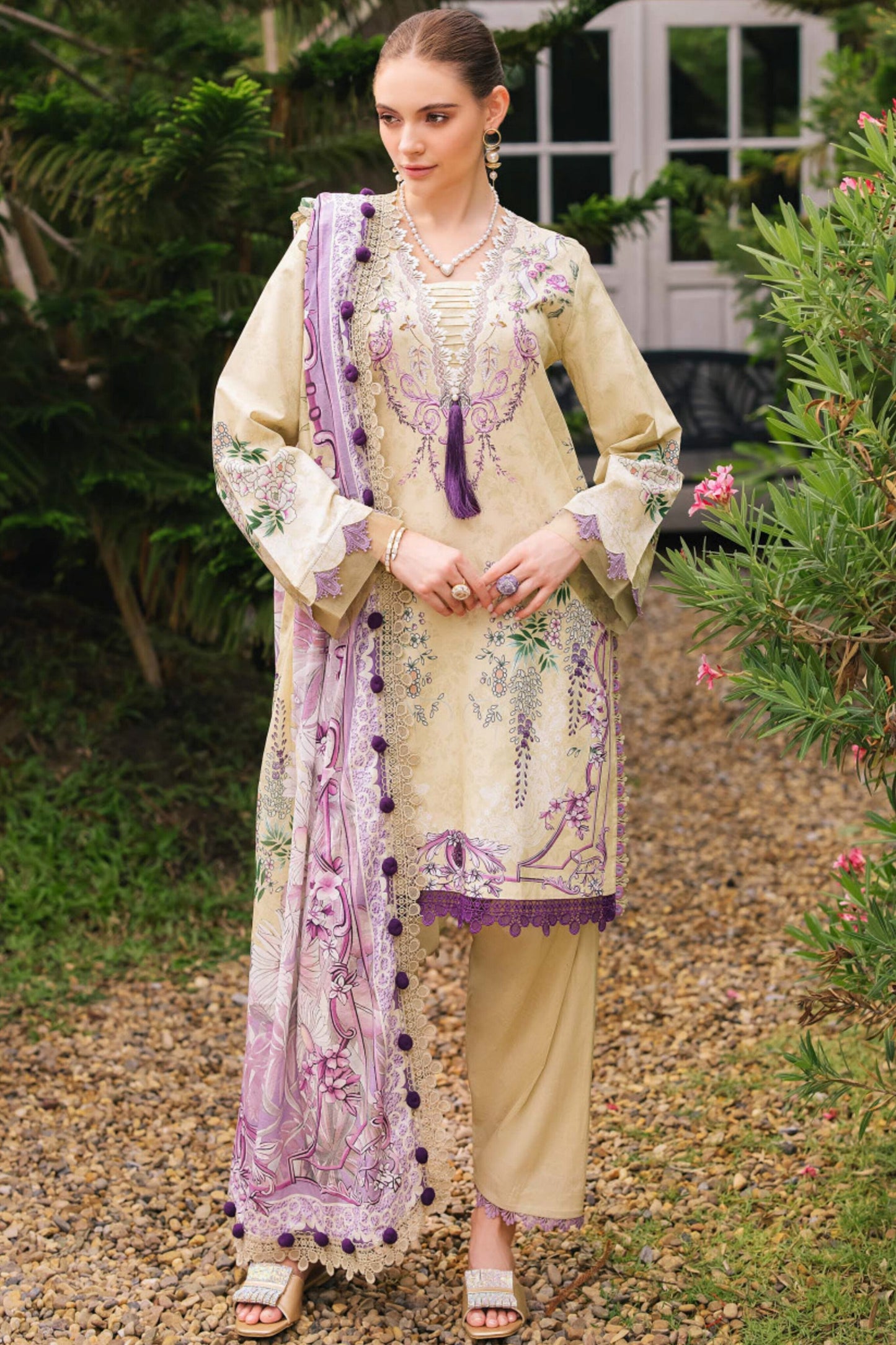 JADE URBANE DIGITAL LAWN PRINTS SS 25
