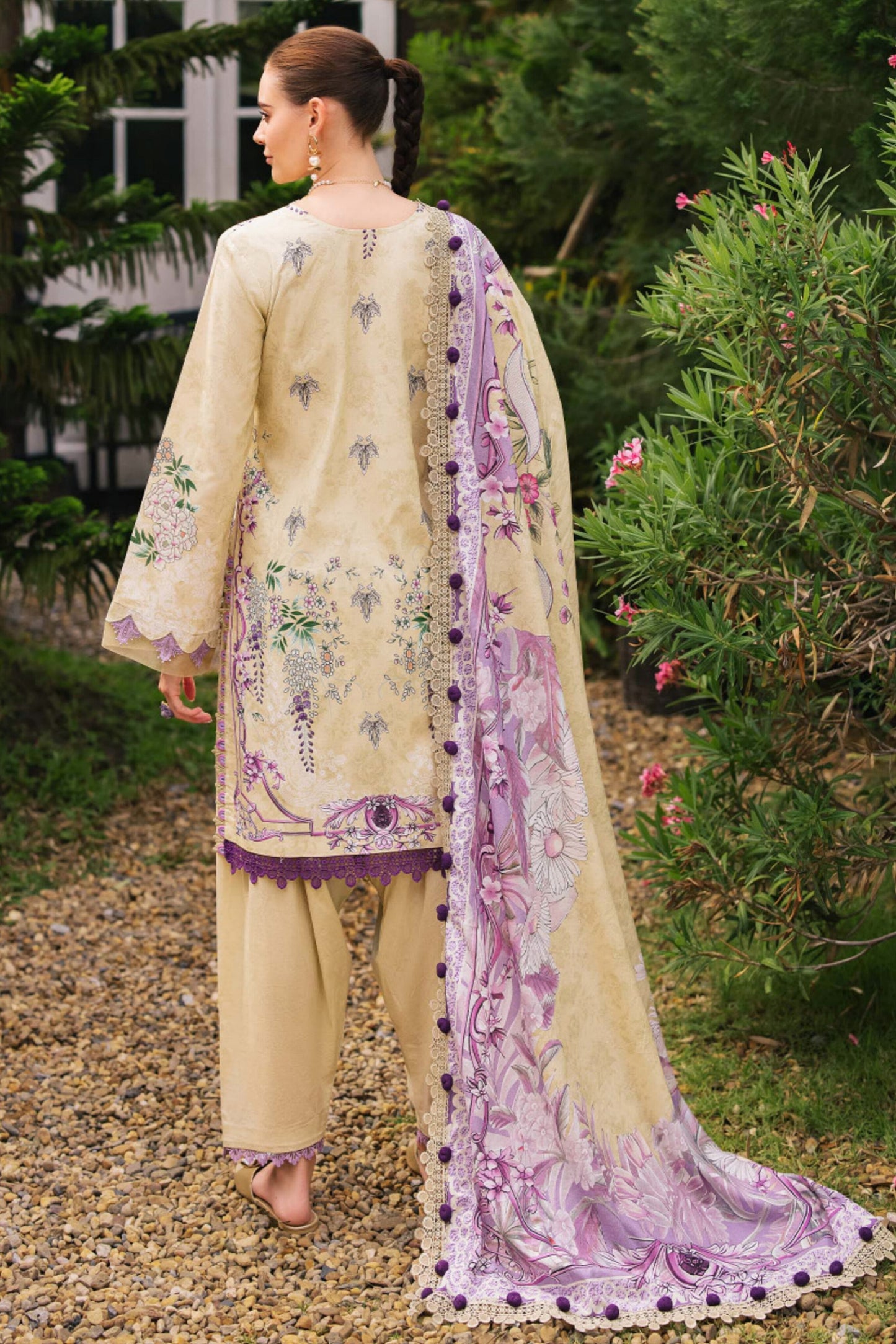 JADE URBANE DIGITAL LAWN PRINTS SS 25