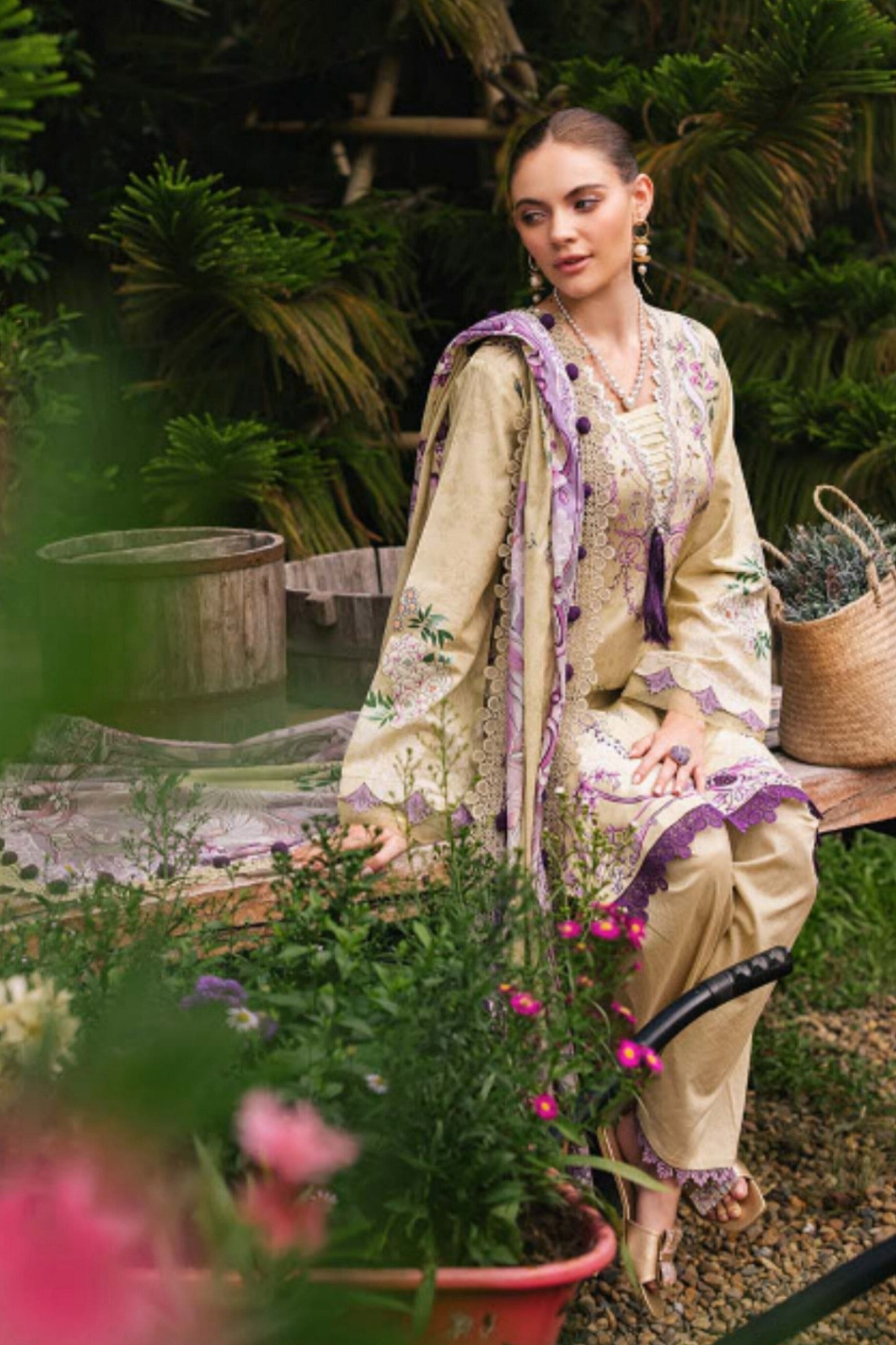 JADE URBANE DIGITAL LAWN PRINTS SS 25