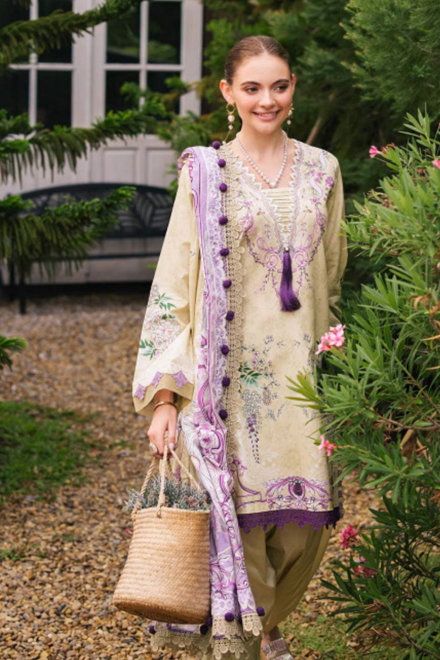 JADE URBANE DIGITAL LAWN PRINTS SS 25