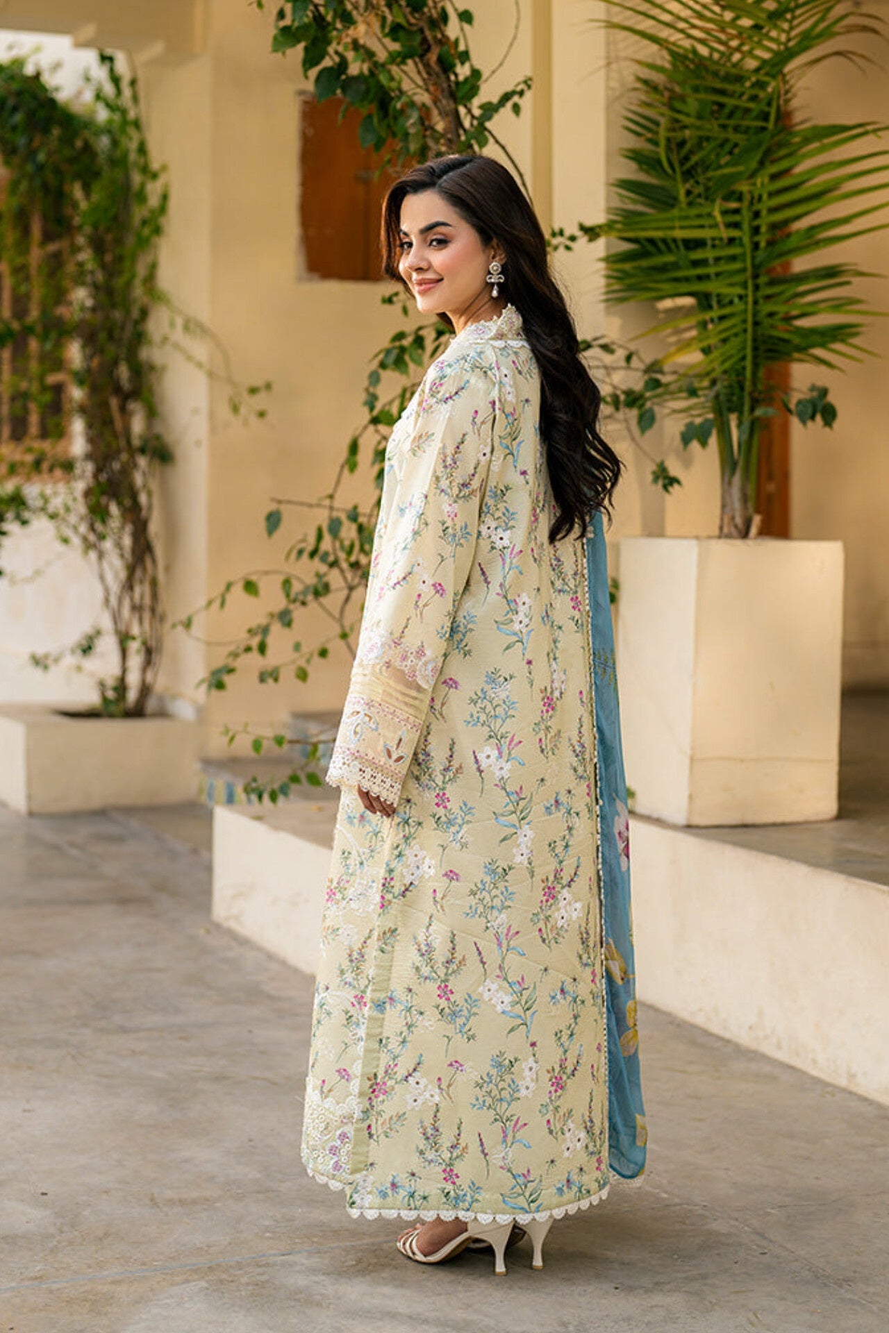 ROHEENAZ AASHIYANA LUXURY LAWN 25