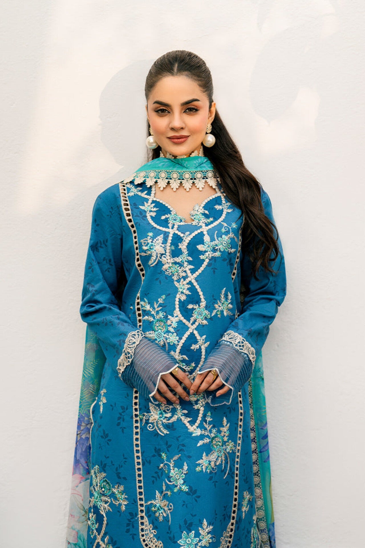 ROHEENAZ AASHIYANA LUXURY LAWN 25
