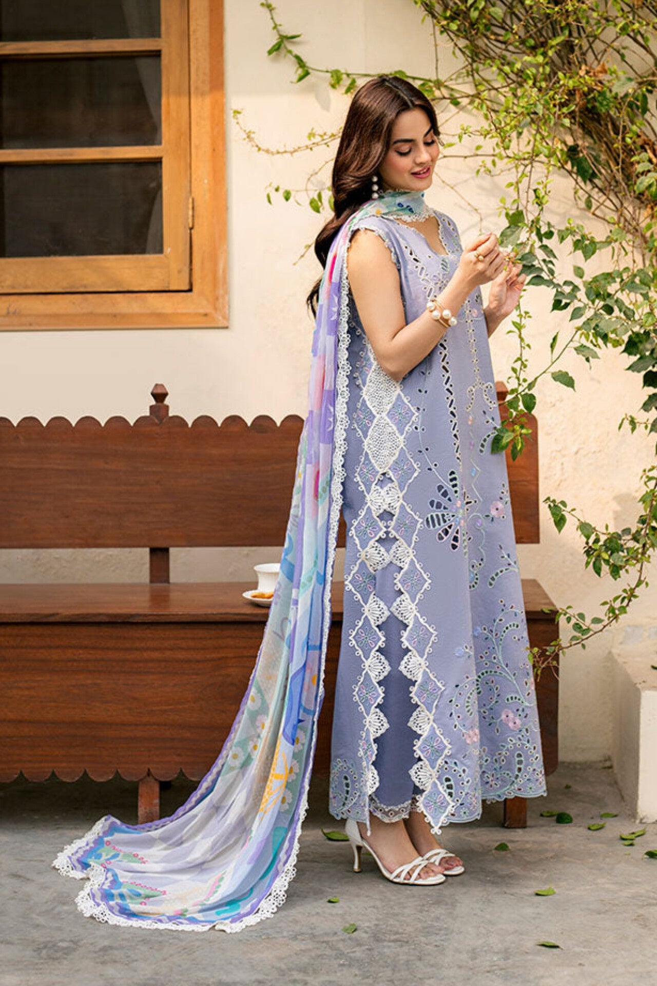 ROHEENAZ AASHIYANA LUXURY LAWN 25
