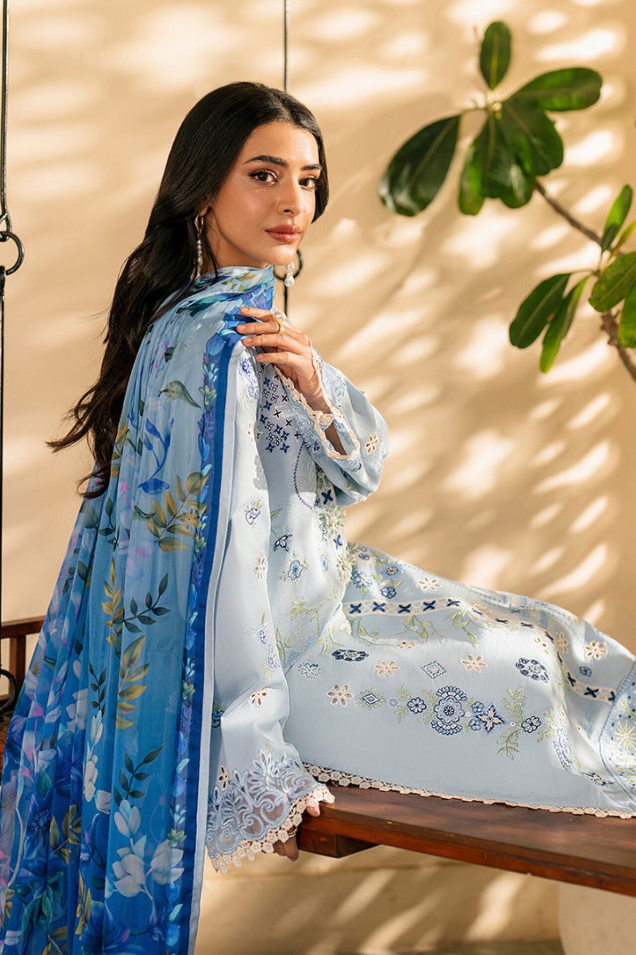 ROHEENAZ AASHIYANA LUXURY LAWN 25