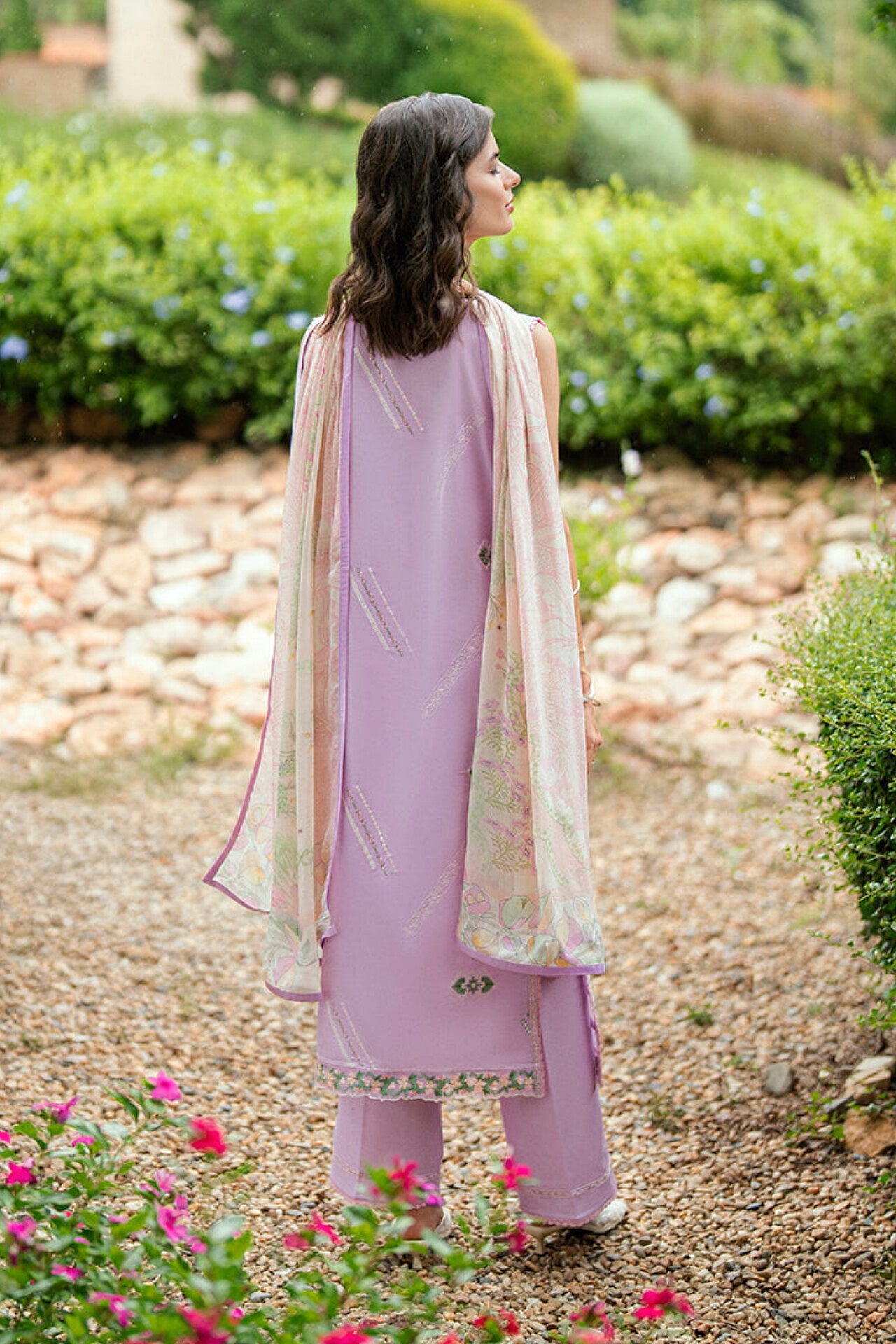 ROHEENAZ SUMMER REVERIE LUXURY LAWN 2025