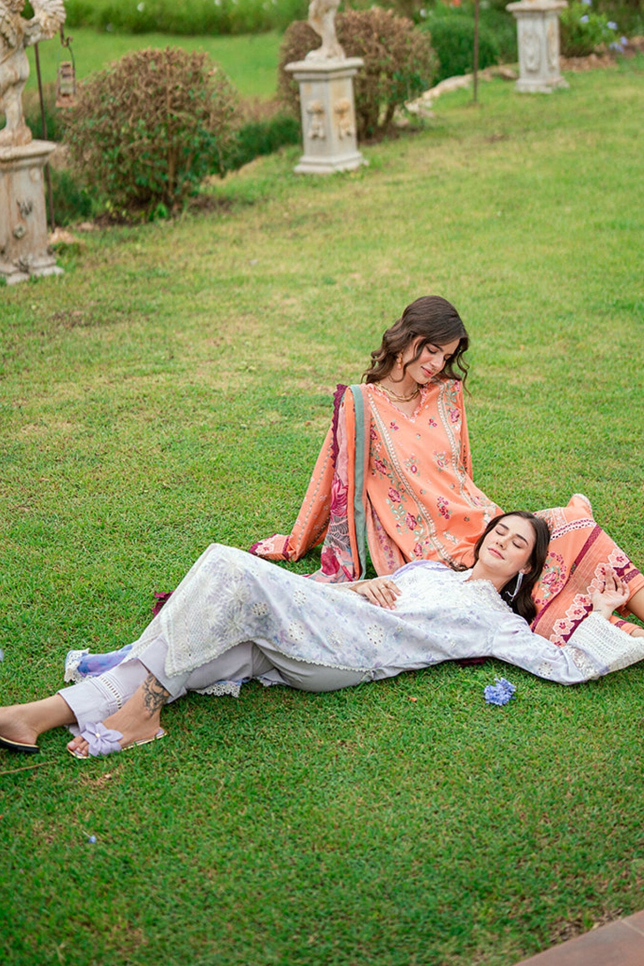 ROHEENAZ SUMMER REVERIE LUXURY LAWN 2025