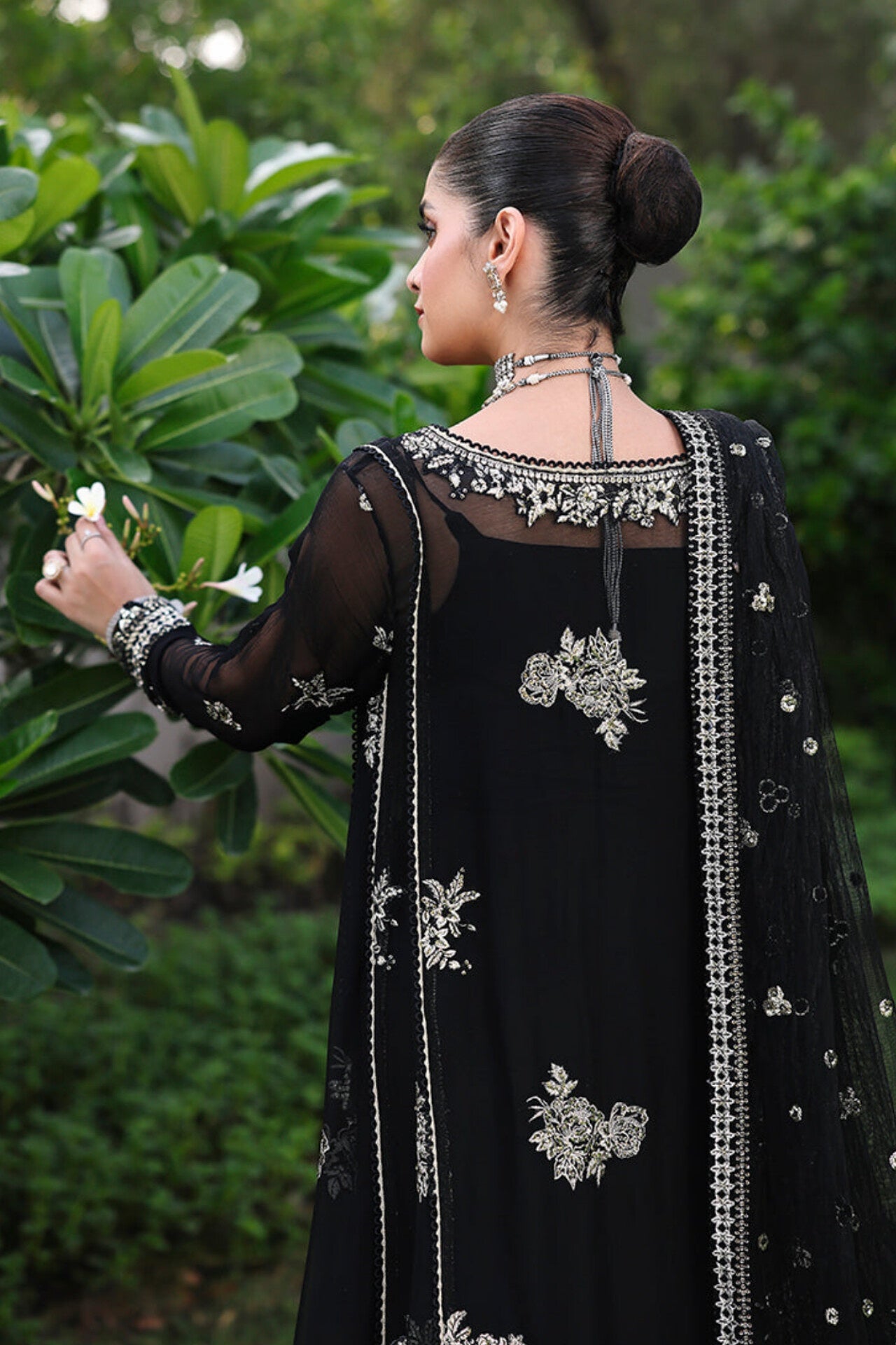 MUSHQ ROHEENAZ AANGAN LUXURY CHIFFON COLLECTION 2025 6