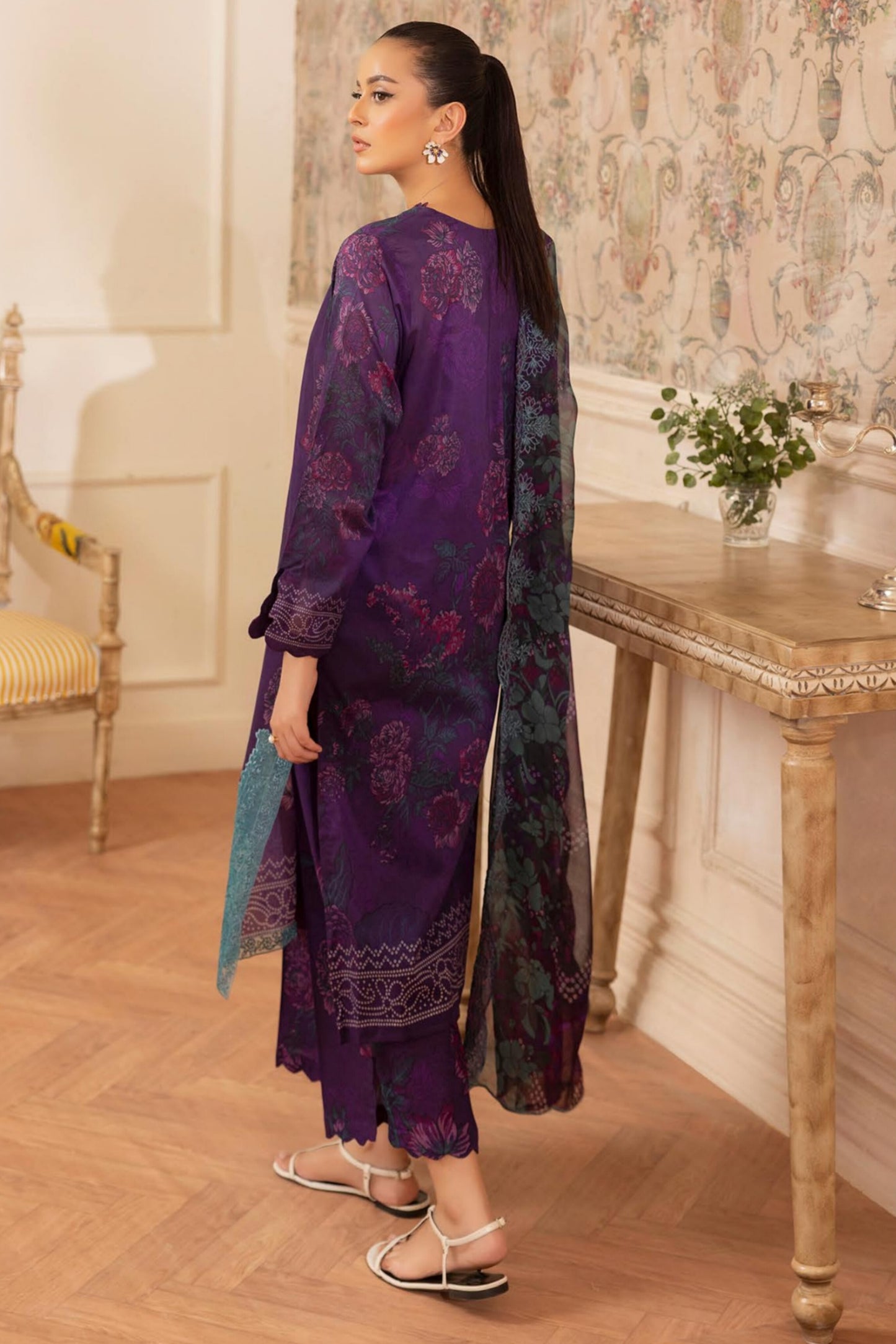 *GULLJEE ZIVA PREMIUM LAWN EMBROIDERED EDIT 2025 6