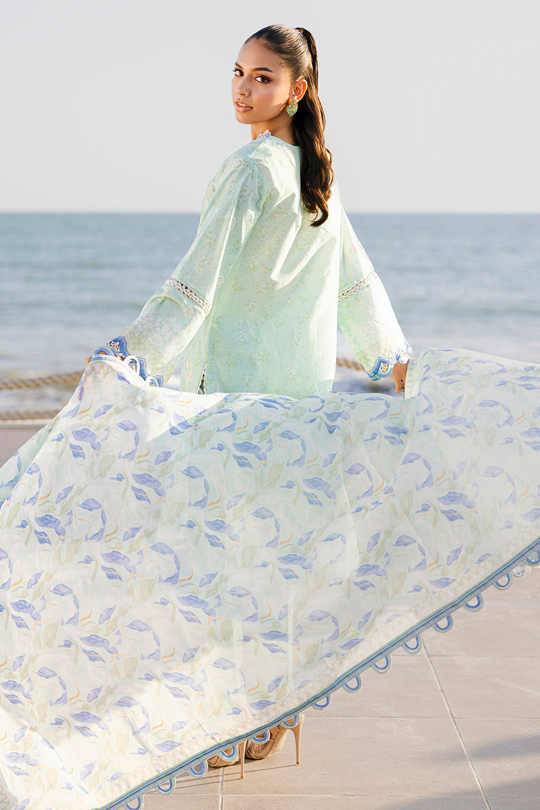 ZELLBURY CHIKANKARI LAWN EMBROIDERED COLLECTION 2025