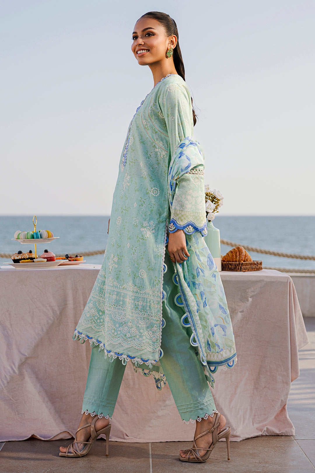 ZELLBURY CHIKANKARI LAWN EMBROIDERED COLLECTION 2025