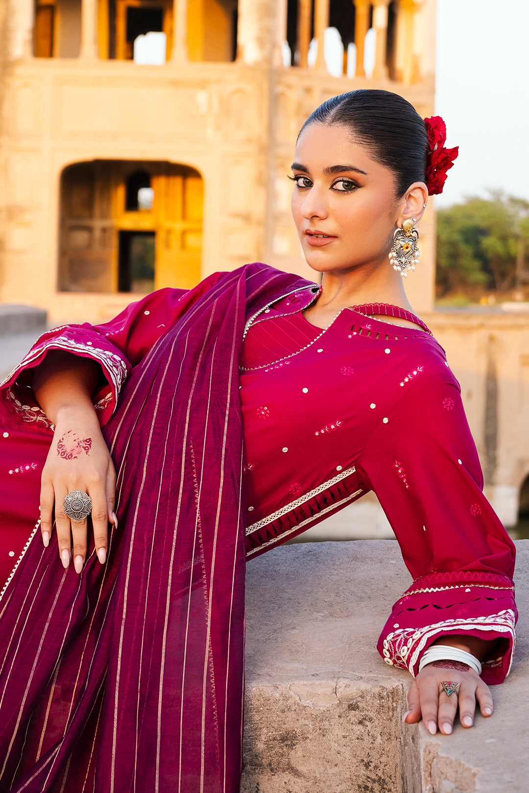 ZELLBURY CHIKANKARI LAWN EMBROIDERED COLLECTION 2025 3