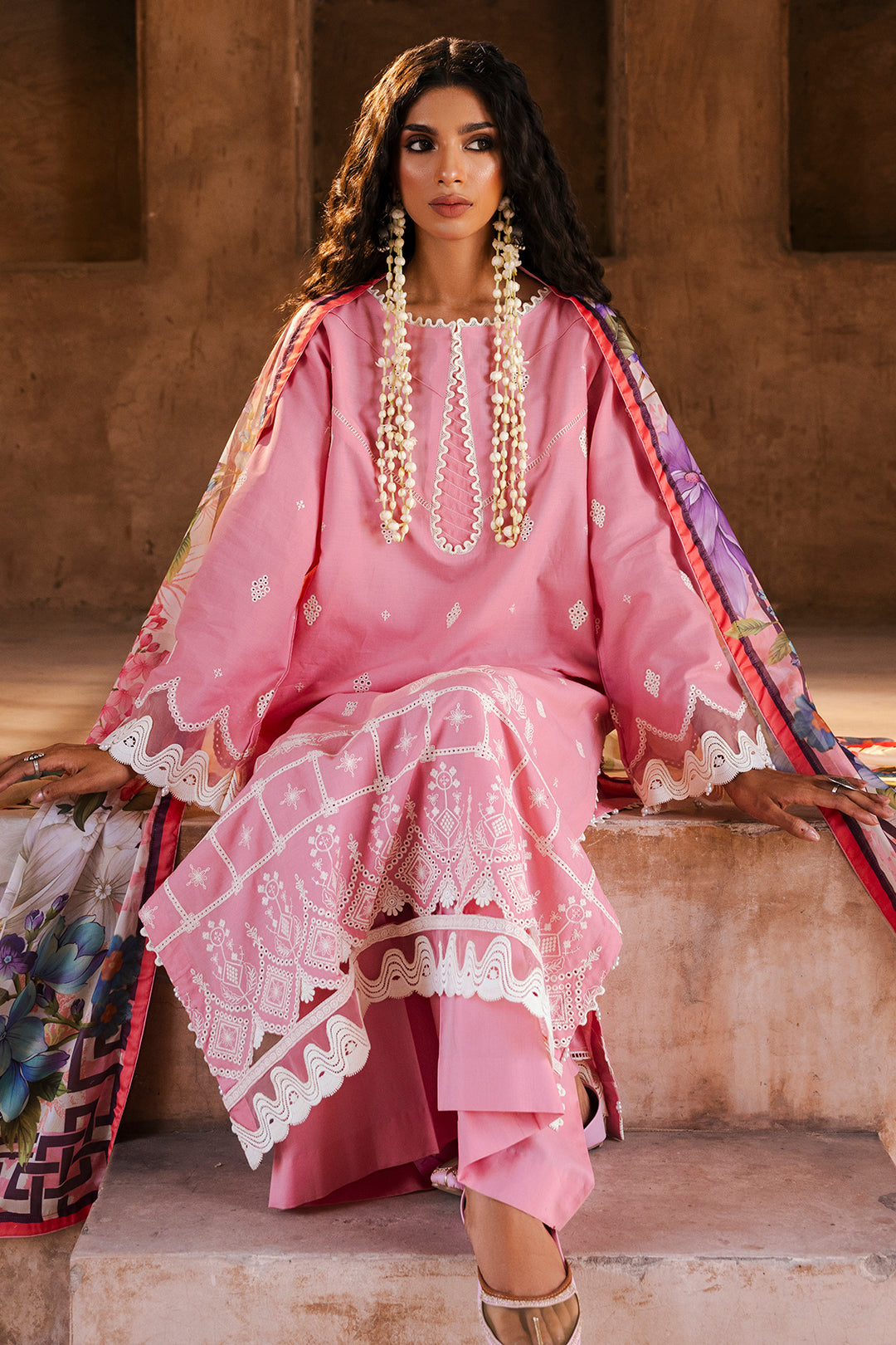 ZELLBURY CHIKANKARI LAWN EMBROIDERED COLLECTION 2025 4