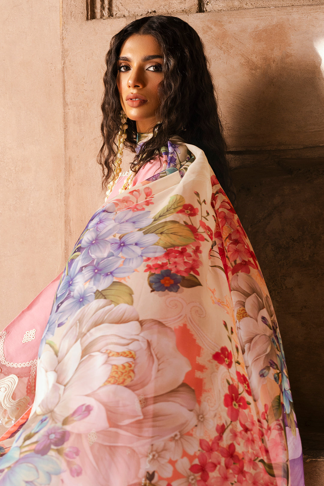 ZELLBURY CHIKANKARI LAWN EMBROIDERED COLLECTION 2025 4
