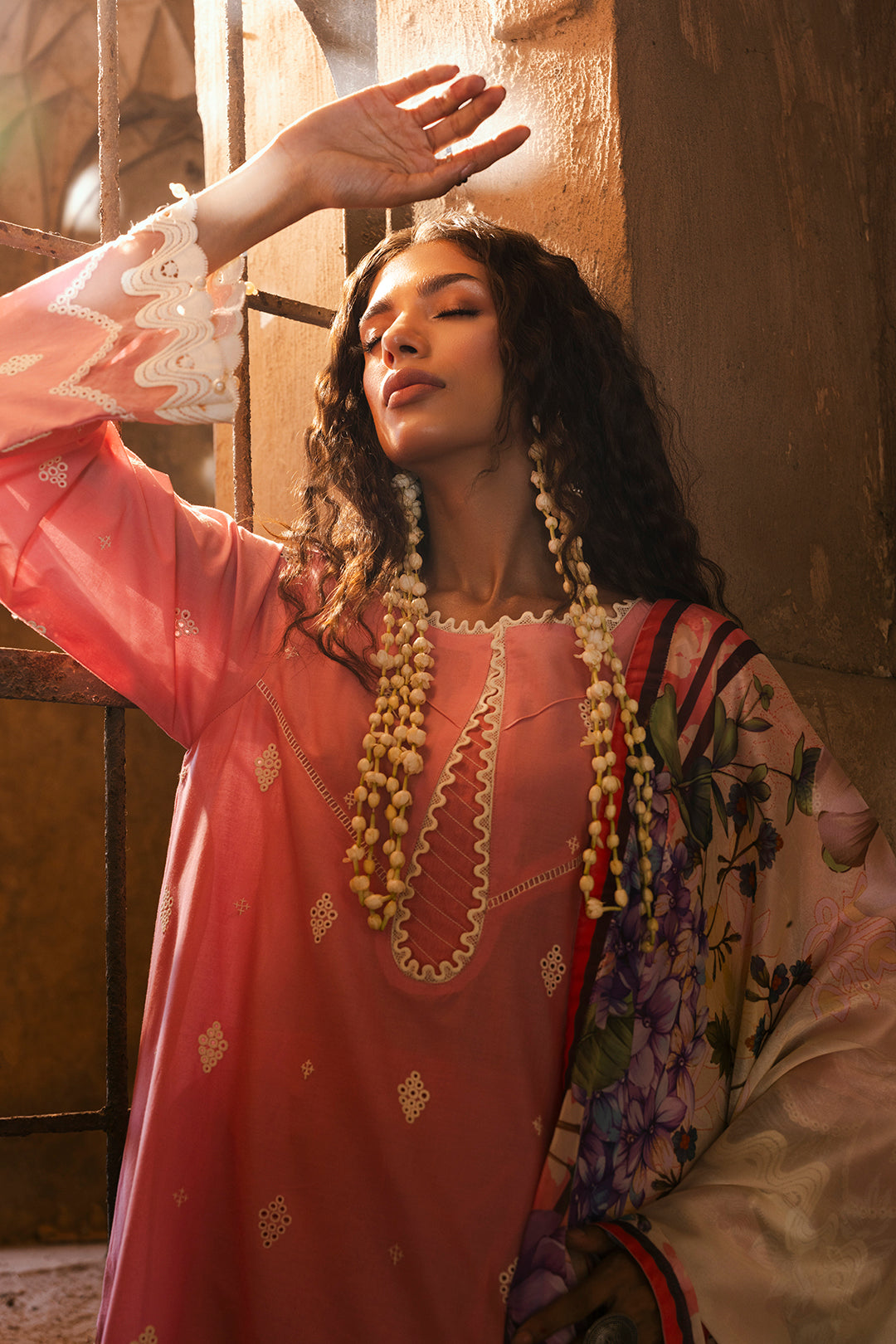ZELLBURY CHIKANKARI LAWN EMBROIDERED COLLECTION 2025 4
