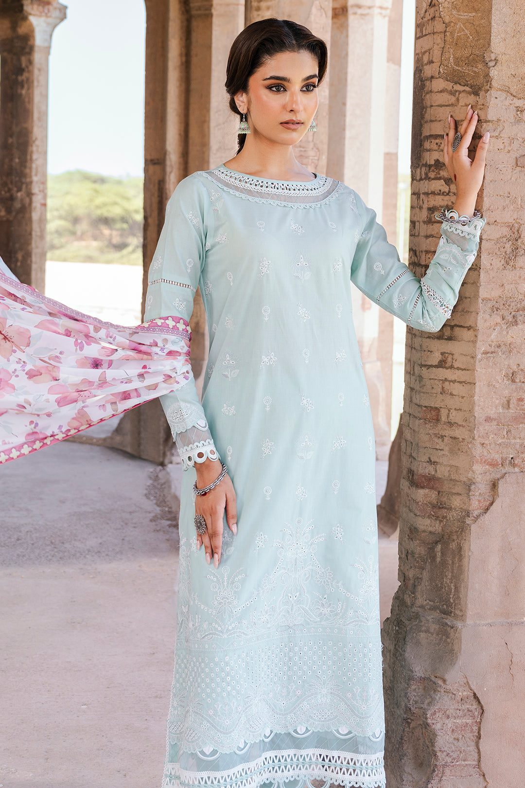ZELLBURY CHIKANKARI LAWN EMBROIDERED COLLECTION 2025