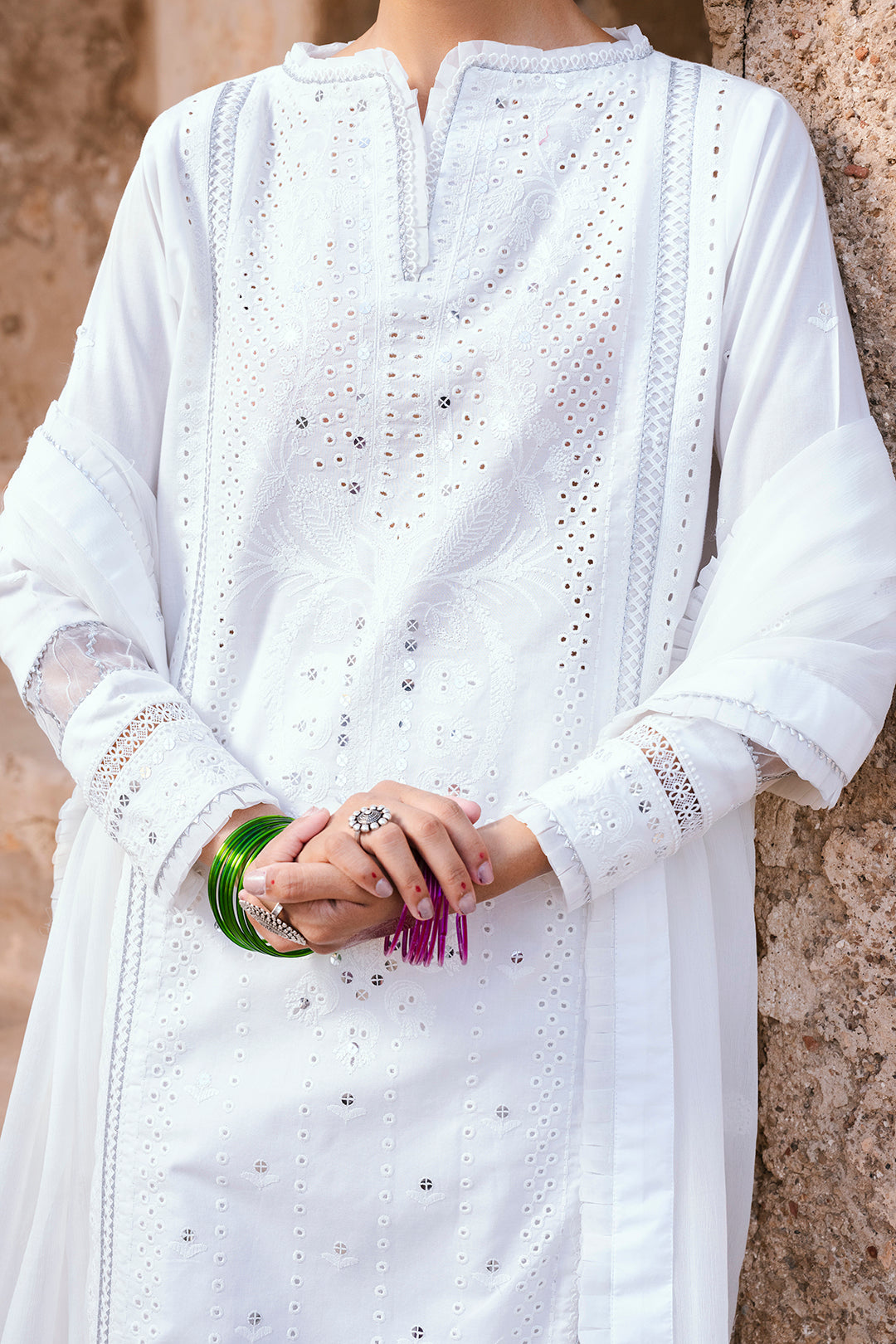 ZELLBURY CHIKANKARI LAWN EMBROIDERED COLLECTION 2025 2