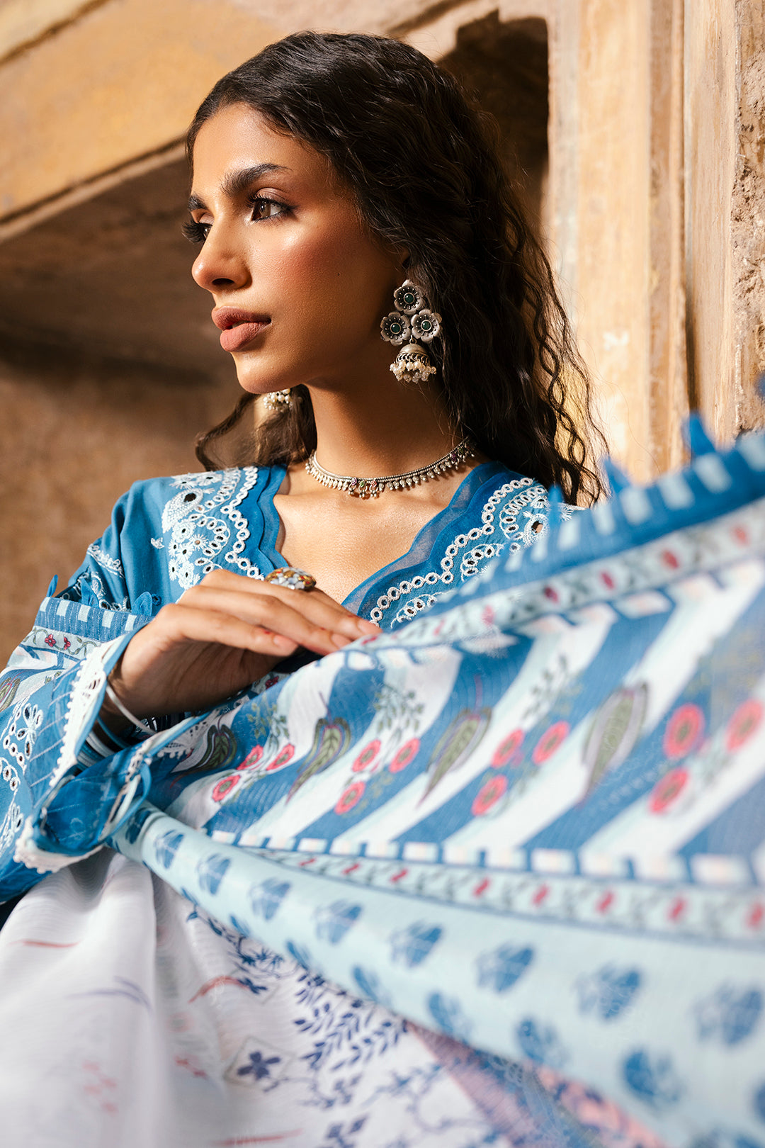 ZELLBURY CHIKANKARI LAWN EMBROIDERED COLLECTION 2025 4