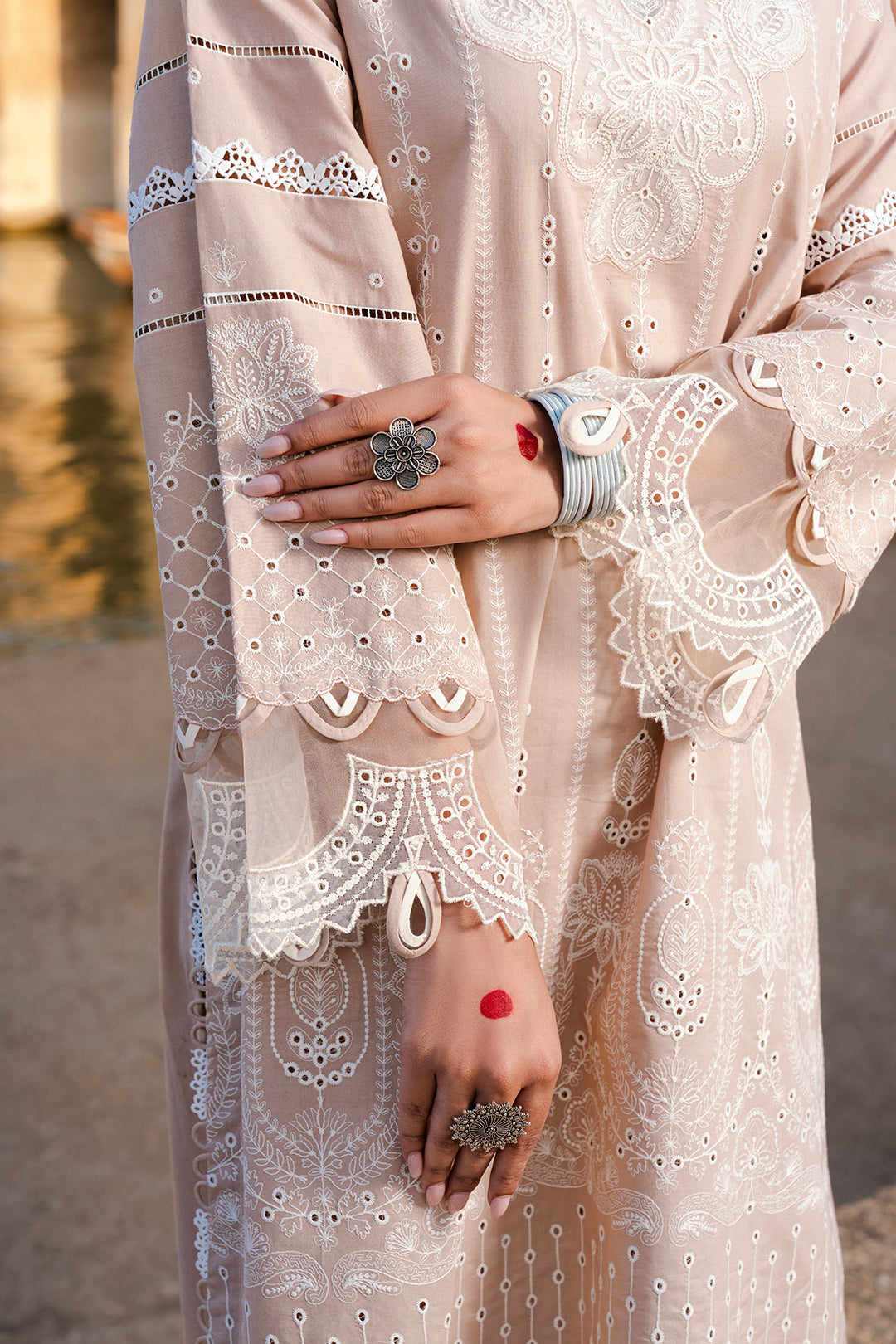ZELLBURY CHIKANKARI LAWN EMBROIDERED COLLECTION 2025 6