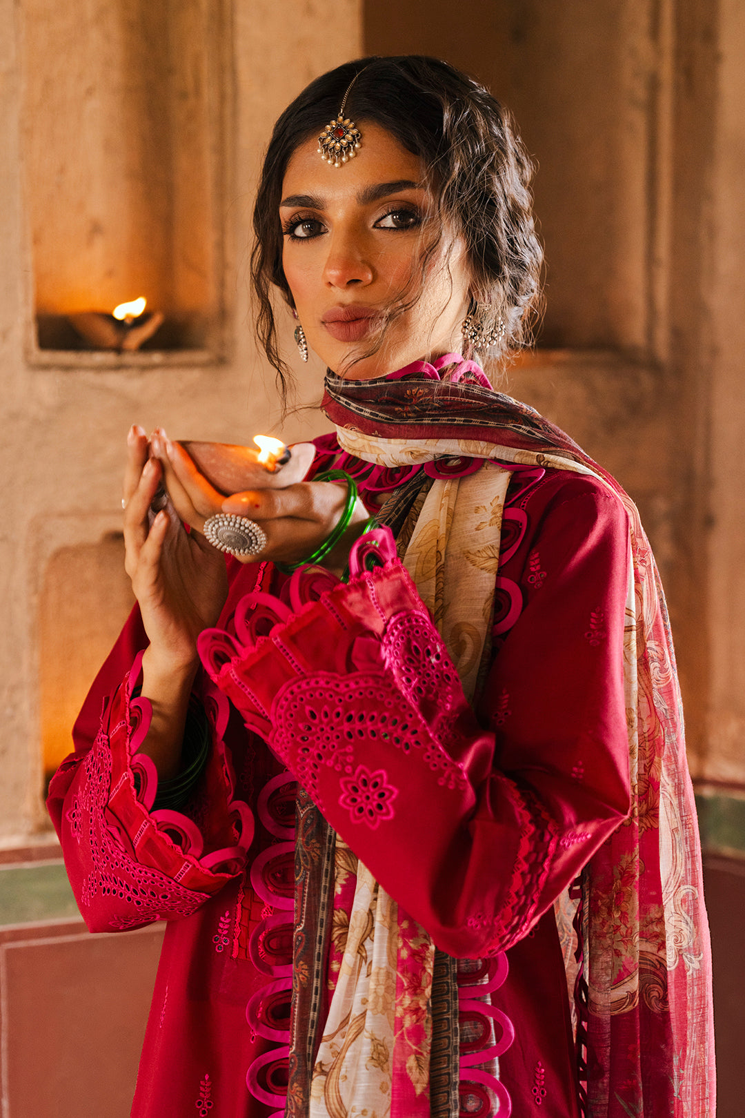 ZELLBURY CHIKANKARI LAWN EMBROIDERED COLLECTION 2025 11
