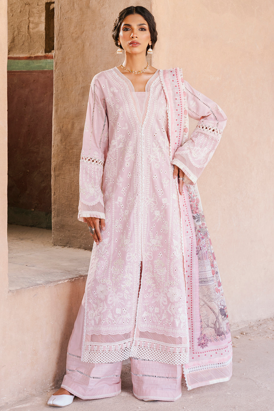 ZELLBURY CHIKANKARI LAWN EMBROIDERED COLLECTION 2025 6