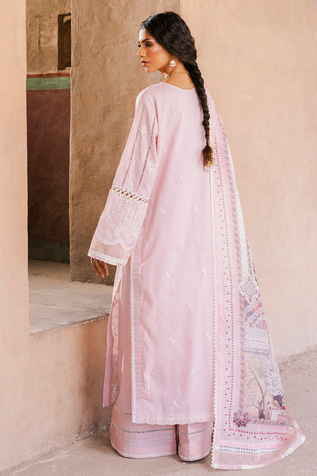 ZELLBURY CHIKANKARI LAWN EMBROIDERED COLLECTION 2025 6