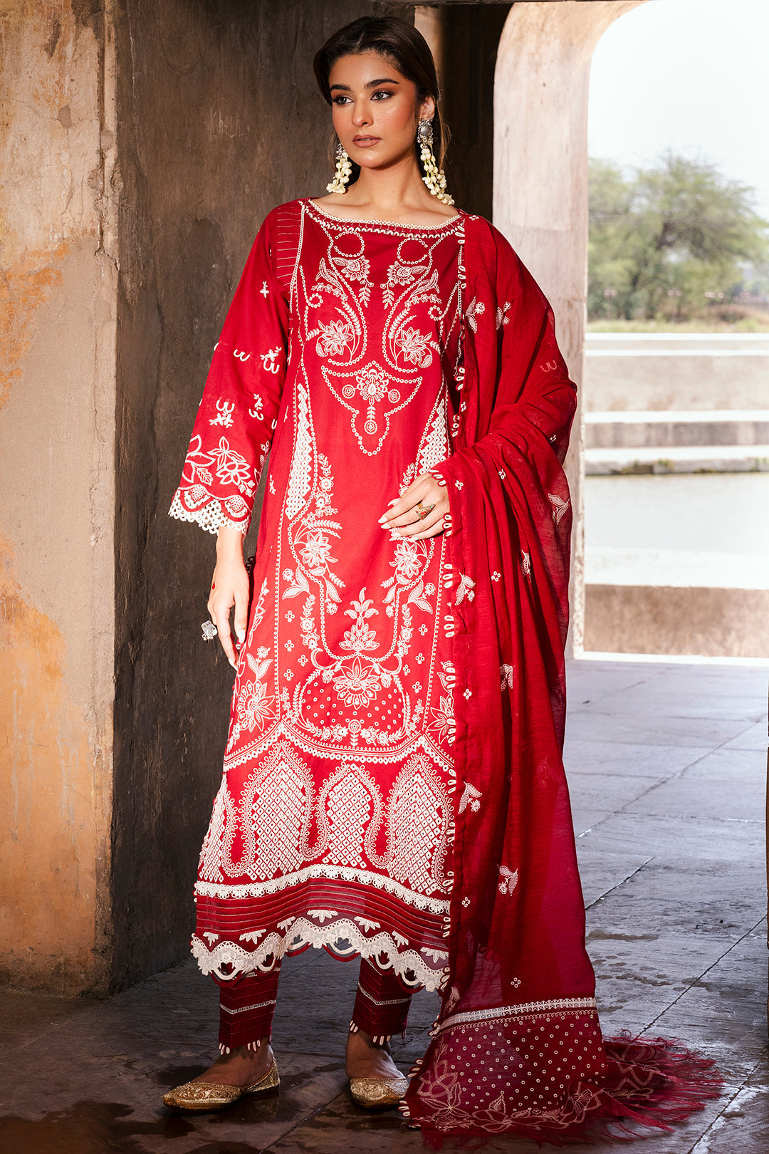 ZELLBURY CHIKANKARI LAWN EMBROIDERED COLLECTION 2025 6