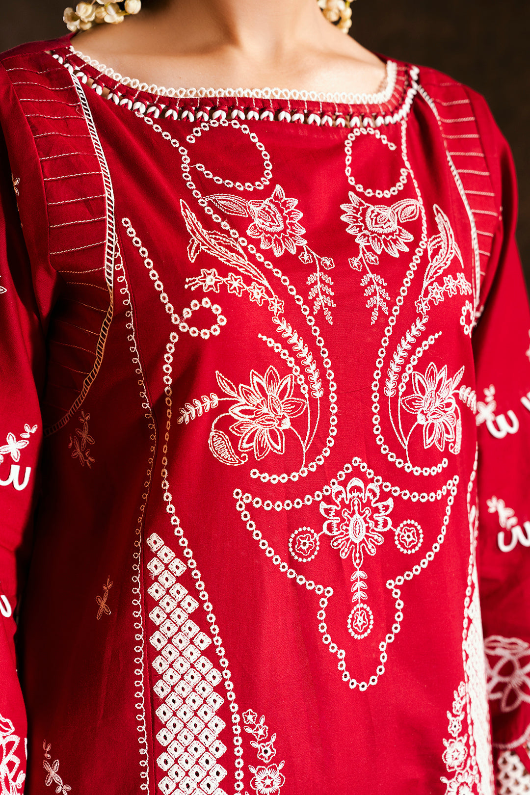 ZELLBURY CHIKANKARI LAWN EMBROIDERED COLLECTION 2025 6
