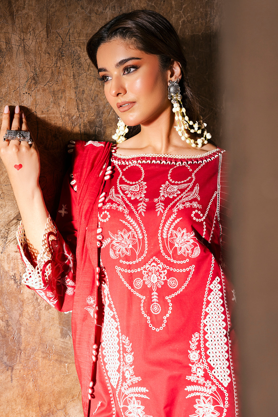 ZELLBURY CHIKANKARI LAWN EMBROIDERED COLLECTION 2025 6