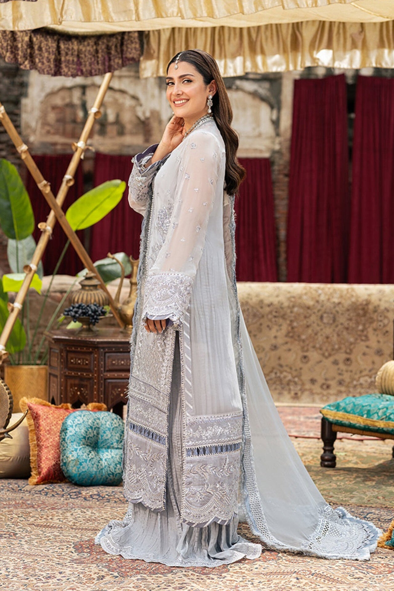 JADE DASTAAN LUXURY FORMALS COLLECTION 2025