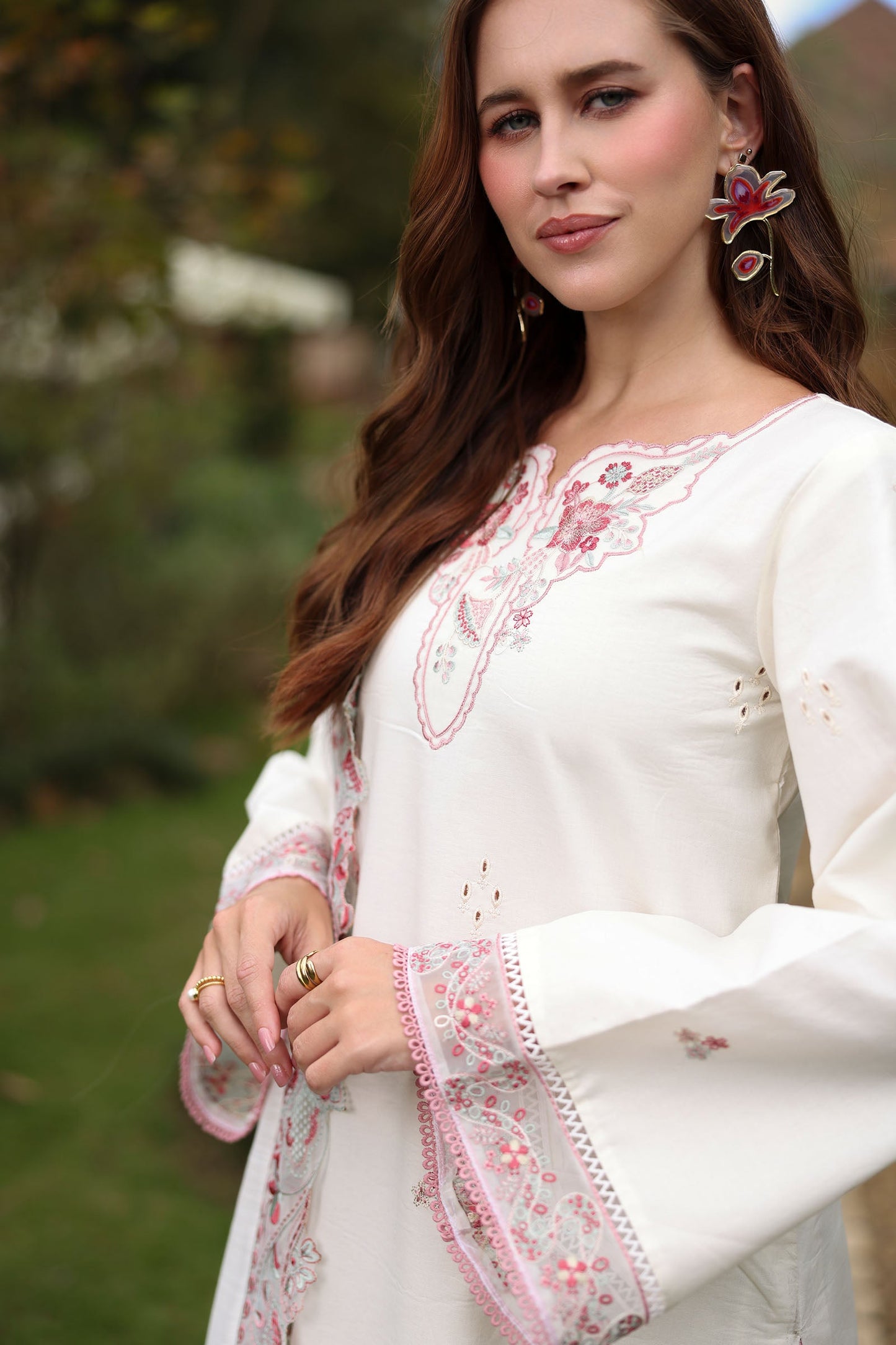 [ SUIT B ] - RAAYA LUXURY LAWN EMBROIDERED COLLECTION 2026