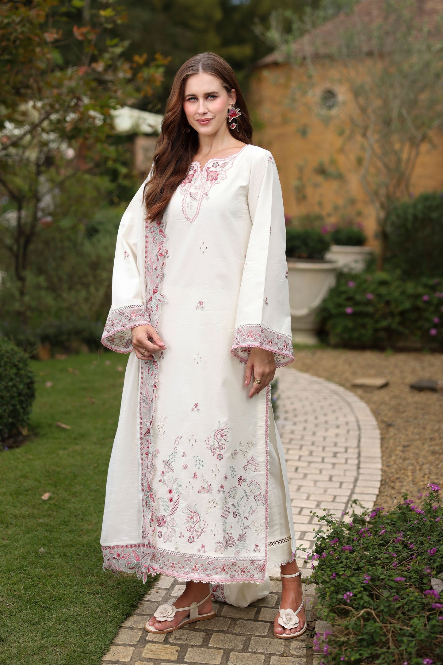 [ SUIT B ] - RAAYA LUXURY LAWN EMBROIDERED COLLECTION 2026