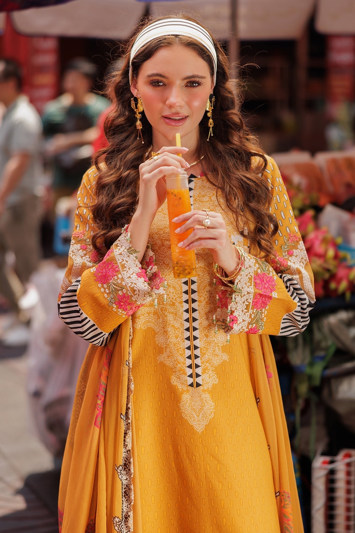 CHARIZMA RANG E BAHAR LAWN VOL 2 2025