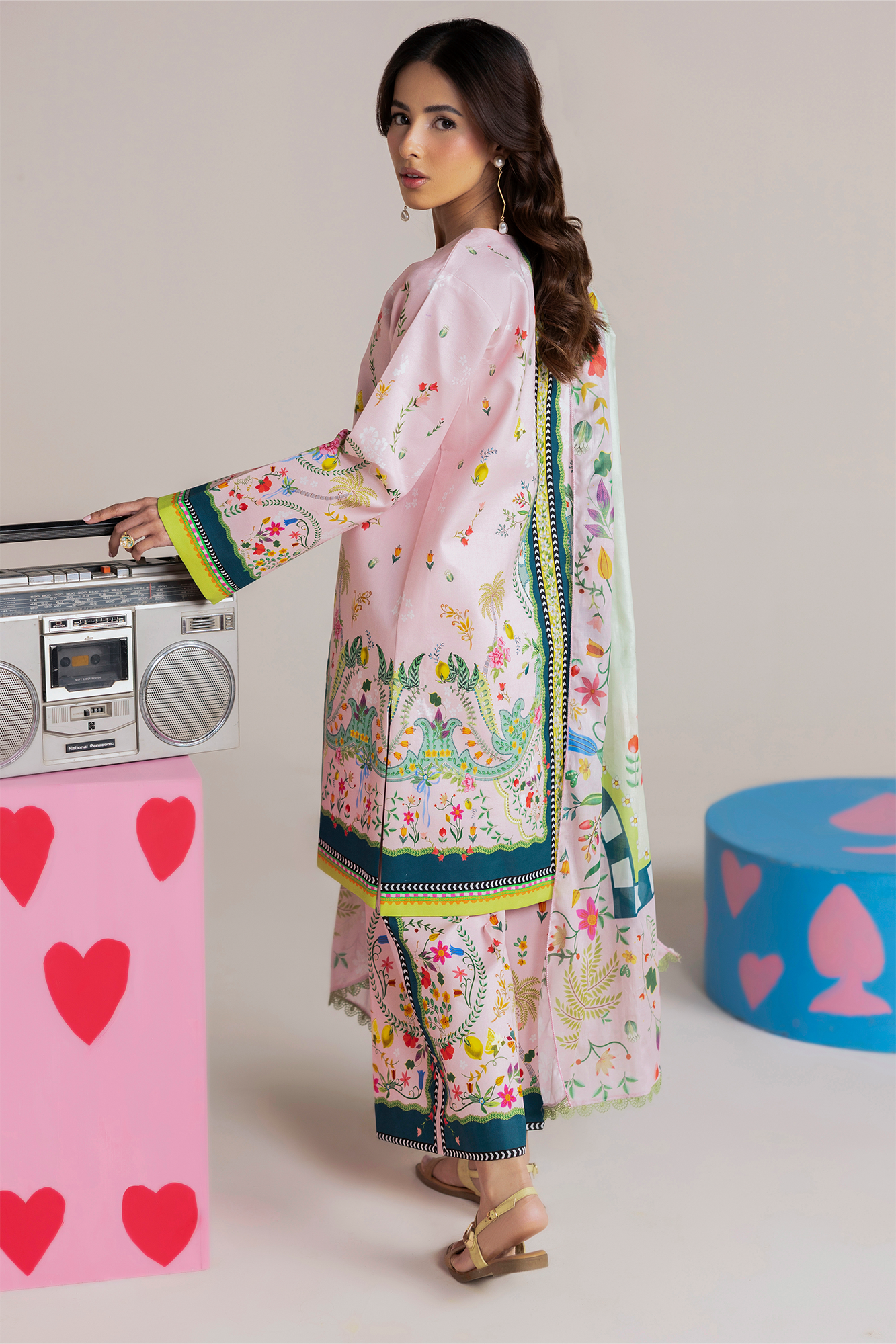 RAJBARI AMAL PRINTS LAWN SUMMER COLLECTION 2026 ( 3 PC ) [ 𝘽𝙀𝙎𝙏 𝙋𝙍𝙄𝘾𝙀 ✅ ] 3I