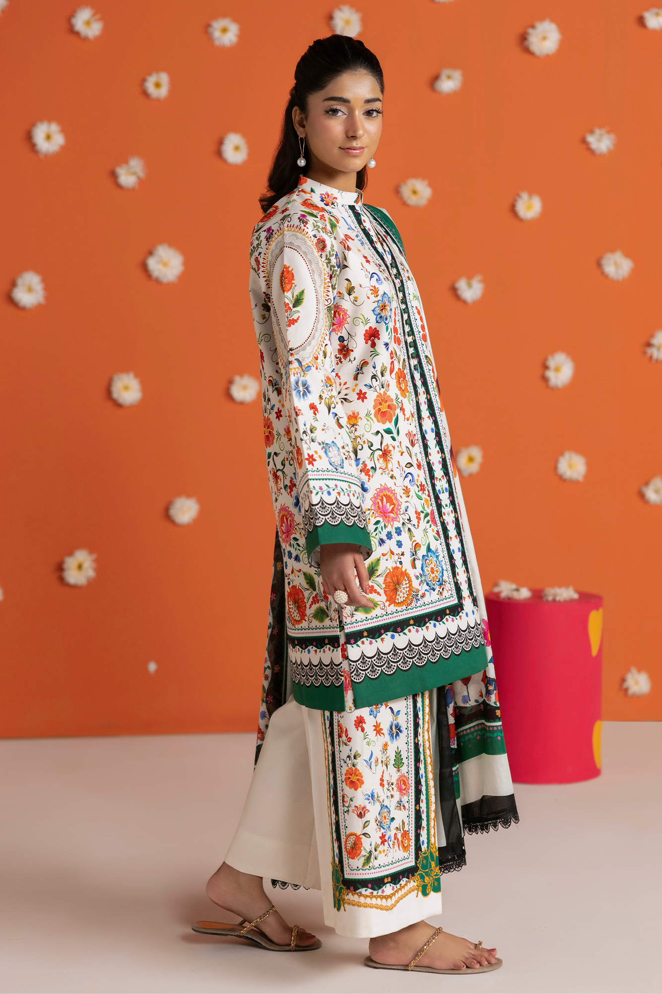 RAJBARI AMAL PRINTS LAWN SUMMER COLLECTION 2026 ( 3 PC ) [ 𝘽𝙀𝙎𝙏 𝙋𝙍𝙄𝘾𝙀 ✅ ] 3K