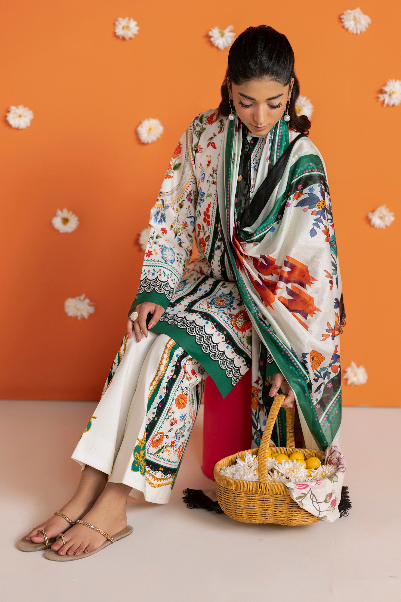 RAJBARI AMAL PRINTS LAWN SUMMER COLLECTION 2026 ( 3 PC ) [ 𝘽𝙀𝙎𝙏 𝙋𝙍𝙄𝘾𝙀 ✅ ] 3K