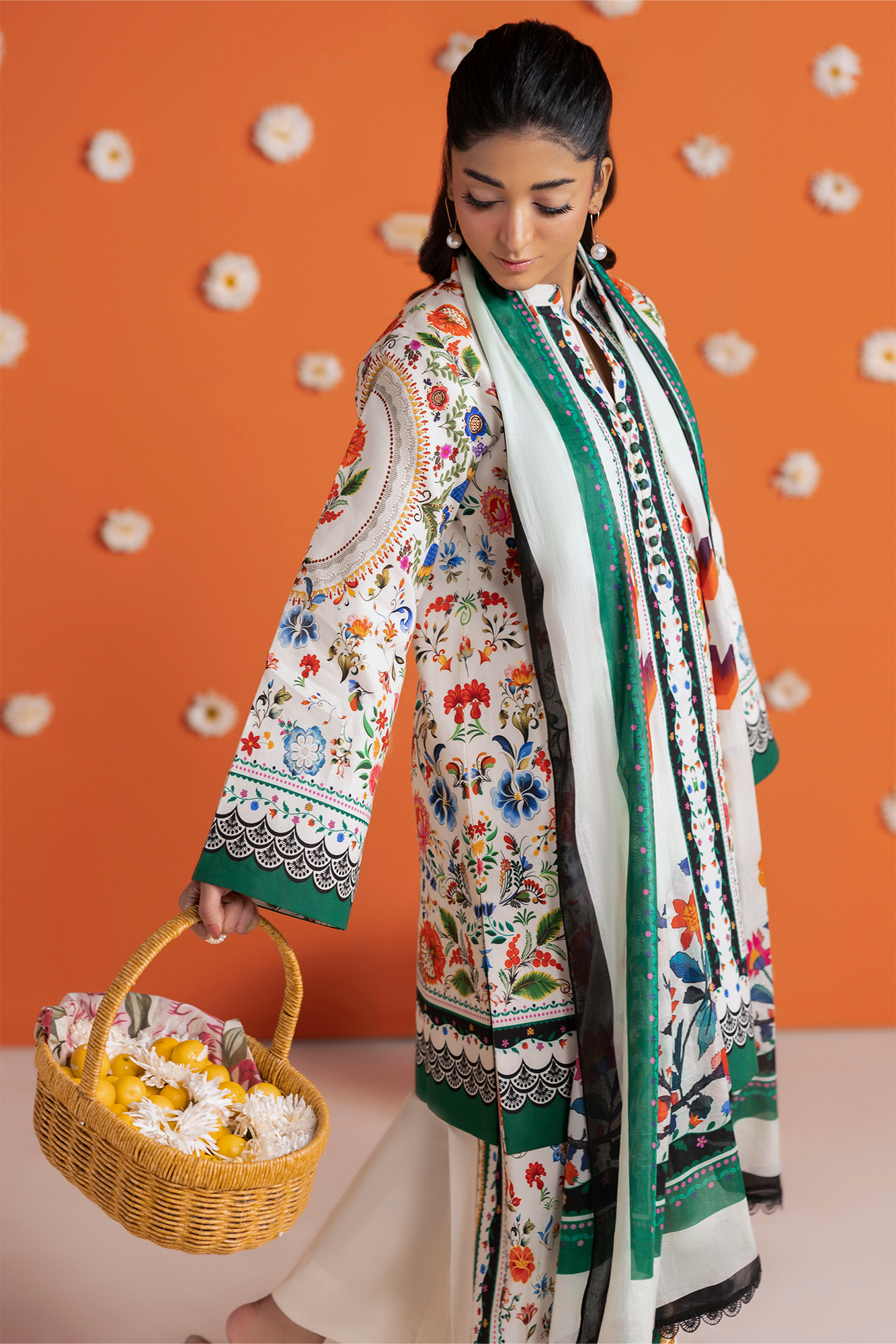 RAJBARI AMAL PRINTS LAWN SUMMER COLLECTION 2026 ( 3 PC ) [ 𝘽𝙀𝙎𝙏 𝙋𝙍𝙄𝘾𝙀 ✅ ] 3K