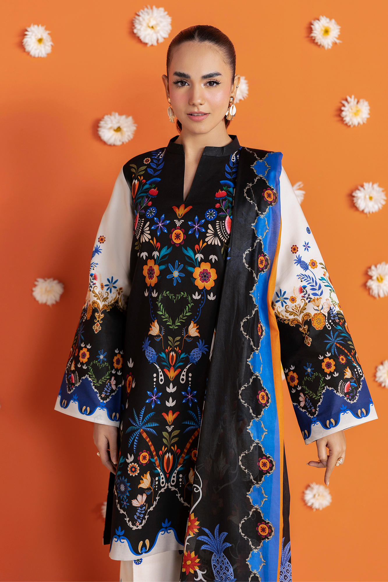 RAJBARI AMAL PRINTS LAWN SUMMER COLLECTION 2026 ( 3 PC ) [ 𝘽𝙀𝙎𝙏 𝙋𝙍𝙄𝘾𝙀 ✅ ] 3D