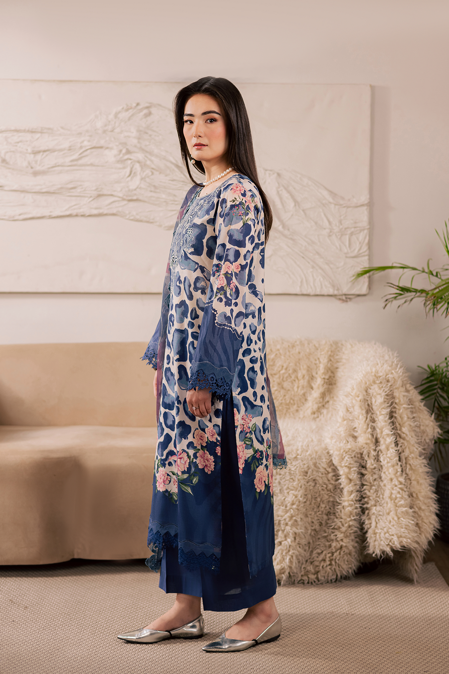 [ SUIT E ] - EVERYDAY VOL 2 BY DARIA LAWN EMBROIDERED COLLECTION 2026