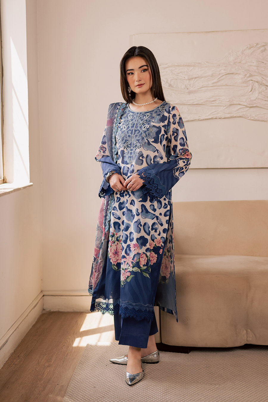 [ SUIT E ] - EVERYDAY VOL 2 BY DARIA LAWN EMBROIDERED COLLECTION 2026