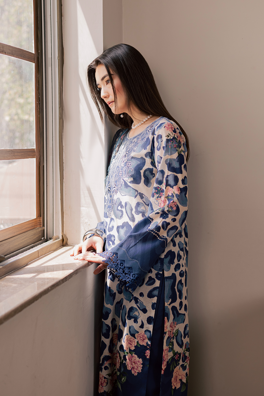 [ SUIT E ] - EVERYDAY VOL 2 BY DARIA LAWN EMBROIDERED COLLECTION 2026