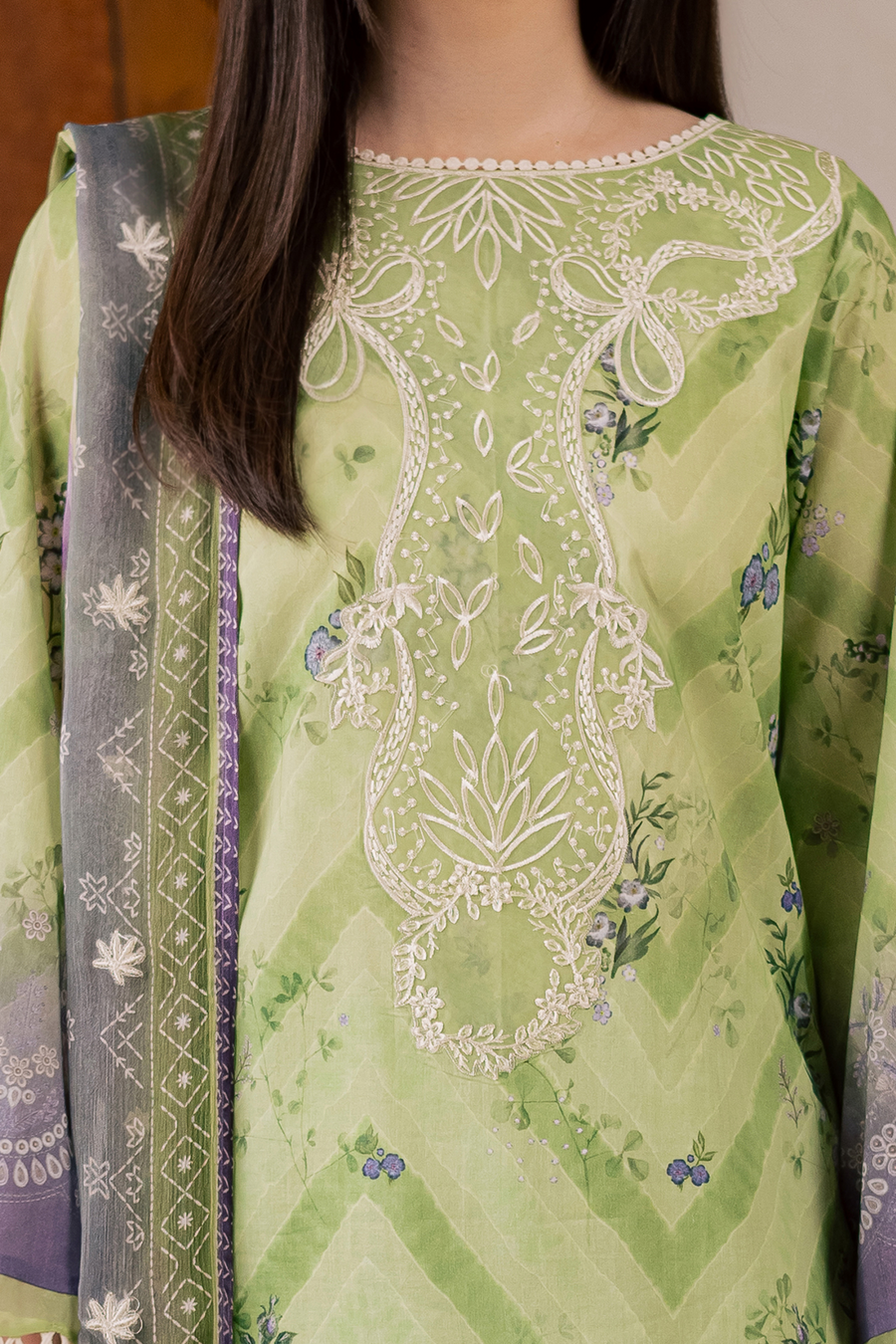 [ SUIT C ] - EVERYDAY VOL 2 BY DARIA LAWN EMBROIDERED COLLECTION 2026